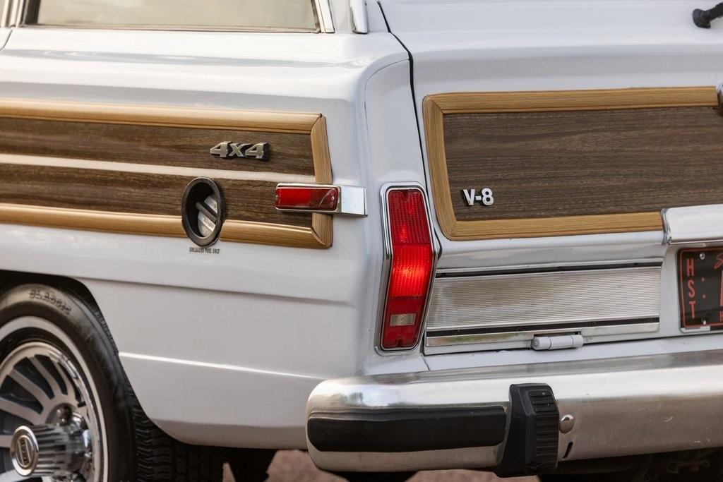 1989 Jeep Grand Wagoneer