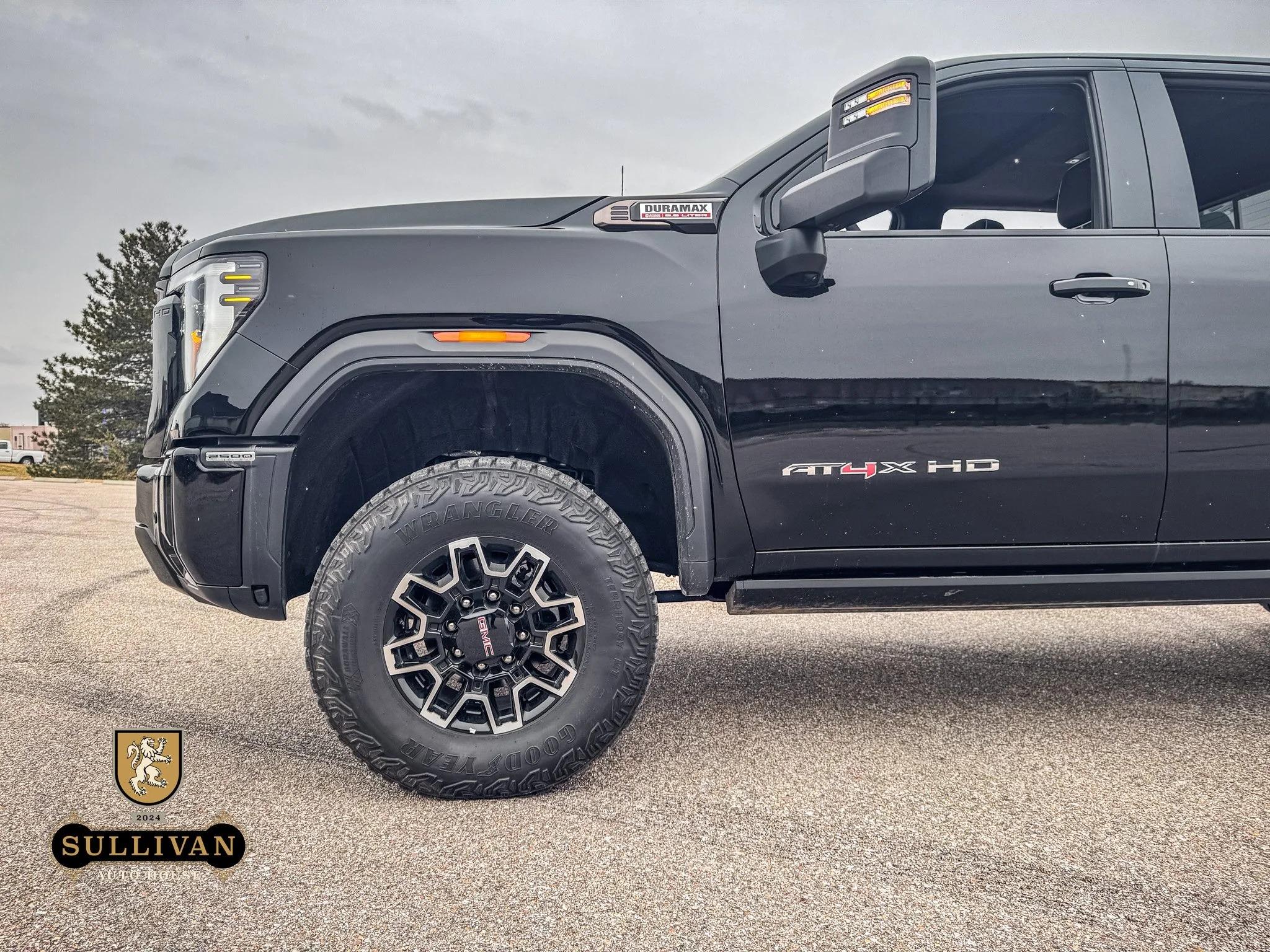 2025 GMC Sierra 2500 AT4-X