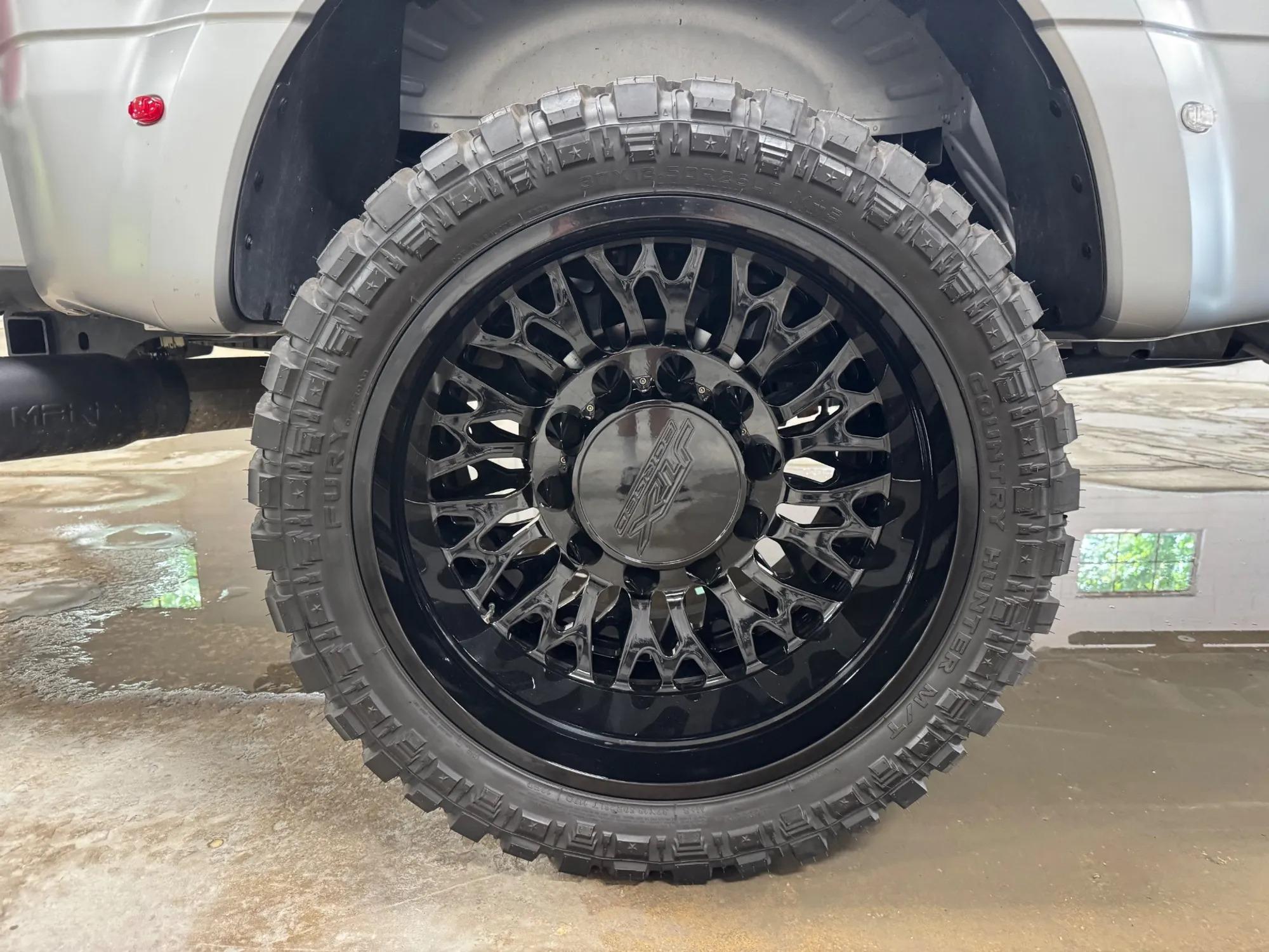 2024 Ford F-450 Super Duty Platinum