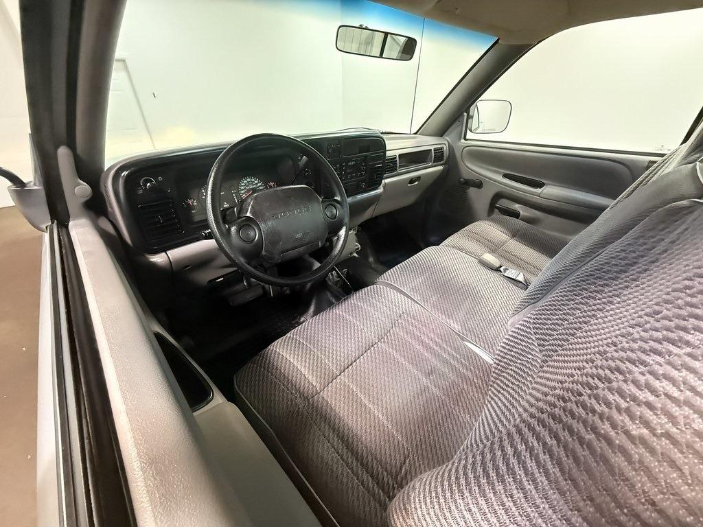 22k-Mile 1994 Dodge Ram 1500 LT - 2