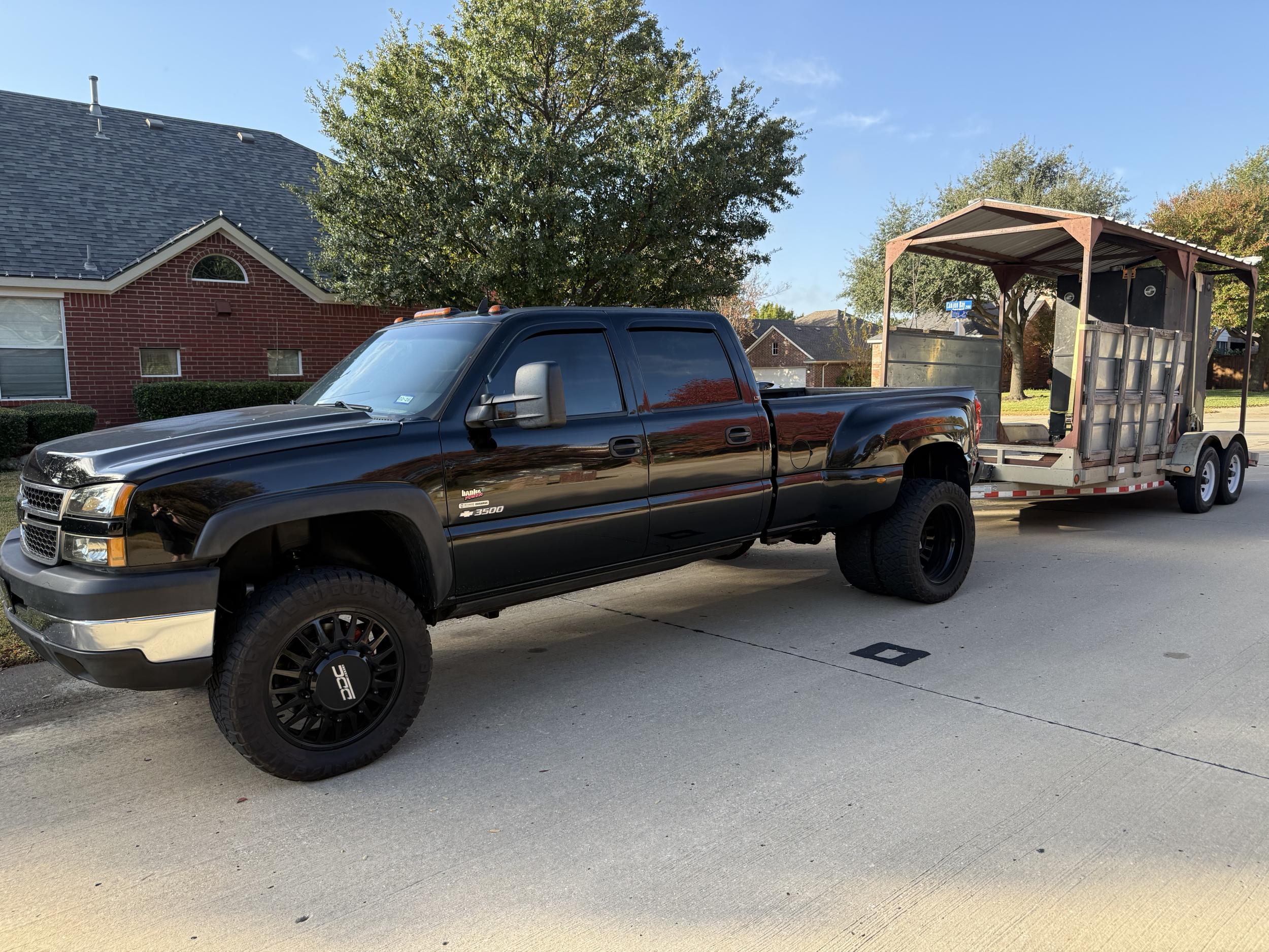 LBZ Duramax-Powered 2006 Chevrolet Silverado - 4