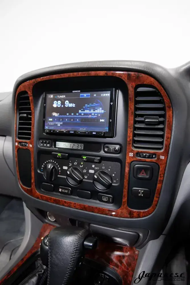 1999 Toyota Land Cruiser J100