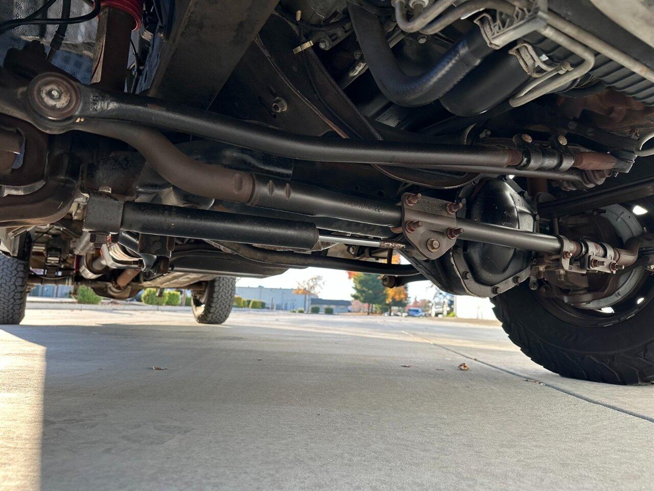 V10-Powered 2003 Ford F-250 Super Duty