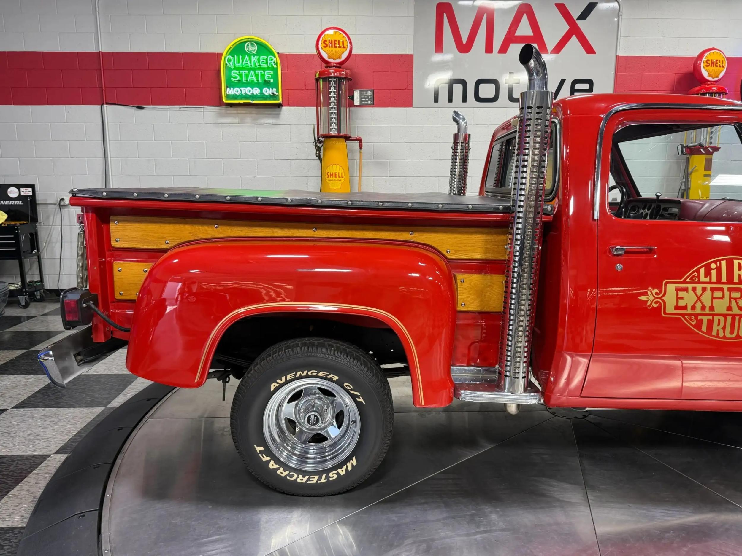1979 Dodge D150 Li'l Red Express