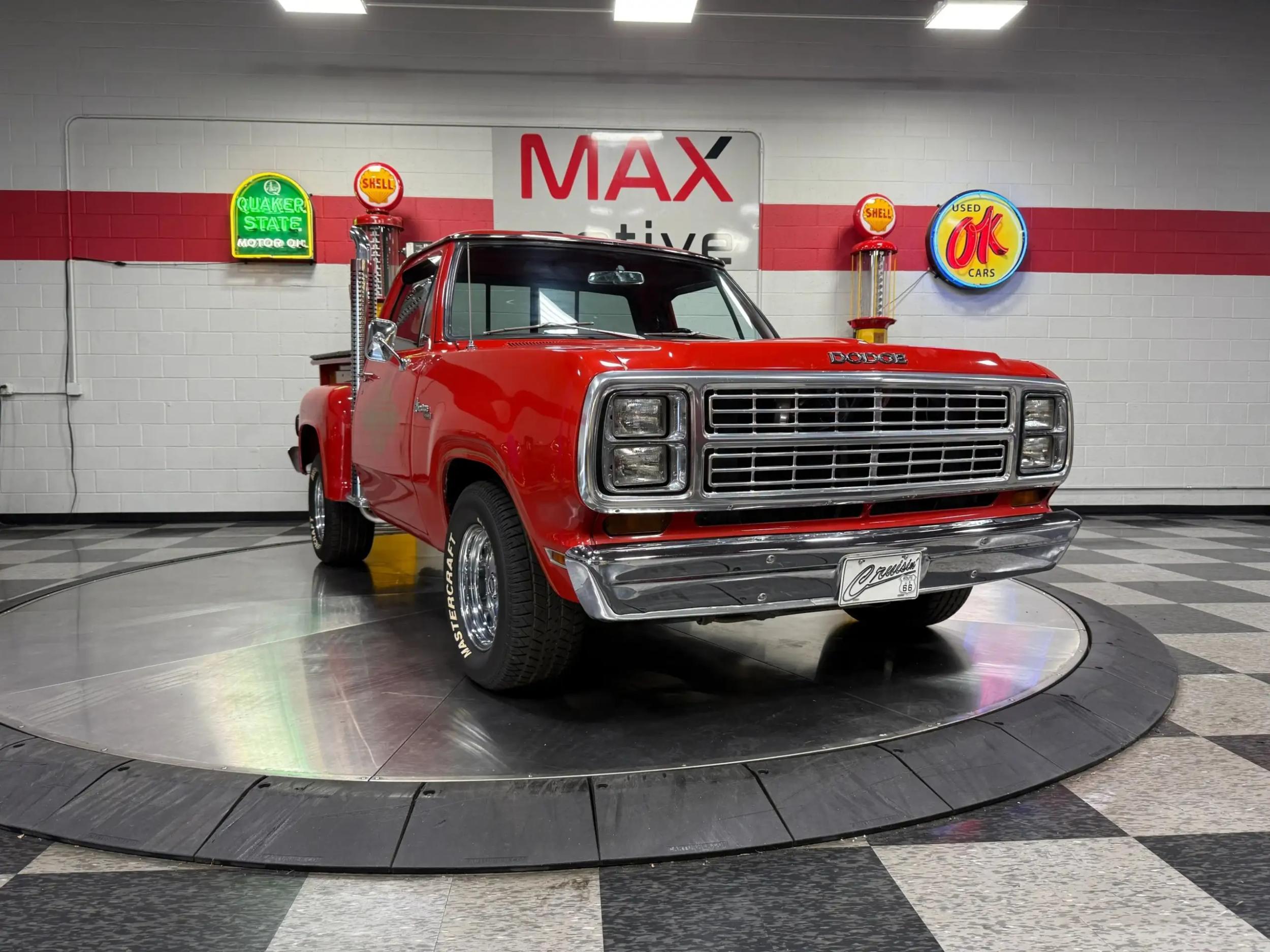 1979 Dodge D150 Li'l Red Express - 3