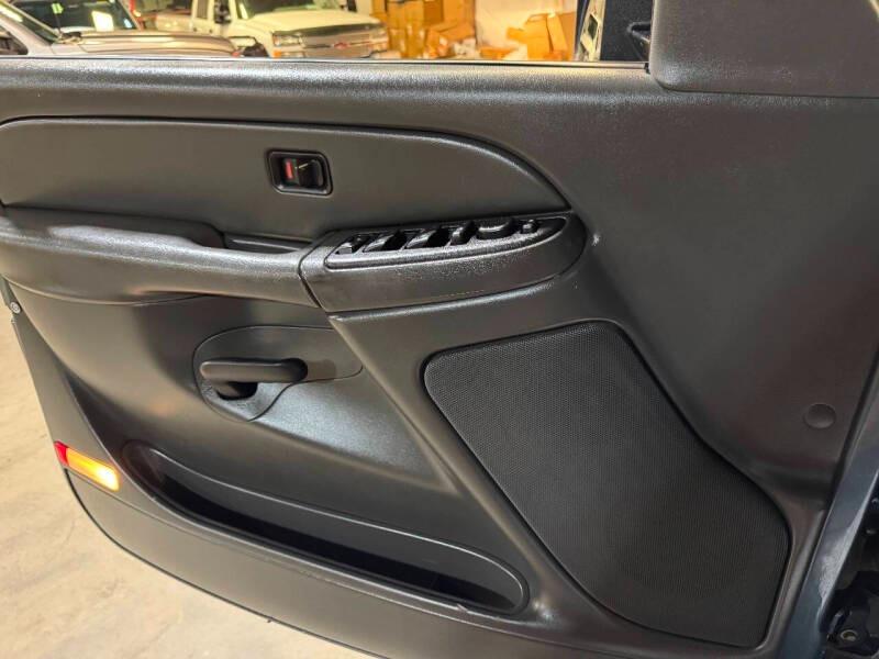 LBZ-Powered 2006 Chevrolet Silverado 3500