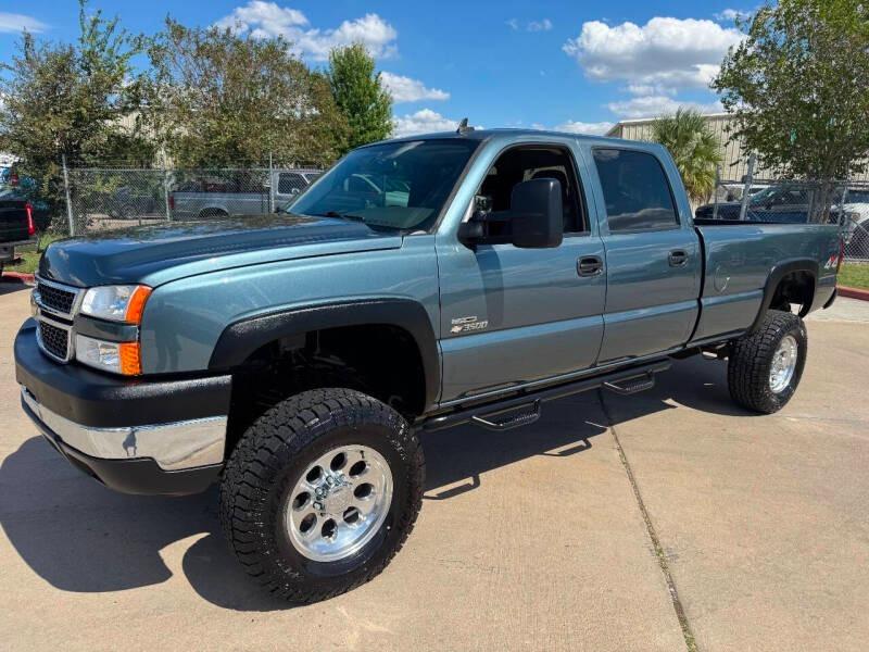 LBZ-Powered 2006 Chevrolet Silverado 3500 - 2