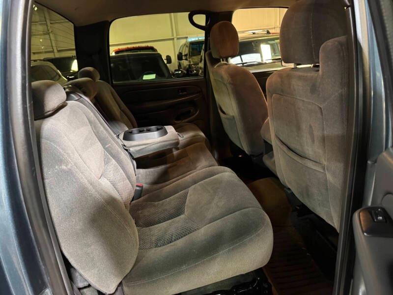 LBZ-Powered 2006 Chevrolet Silverado 3500