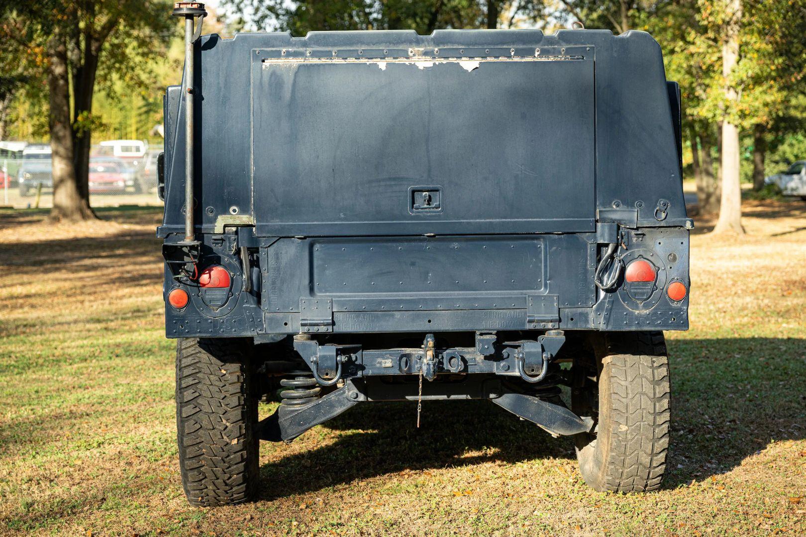 1990 AM General M998 HMMWV