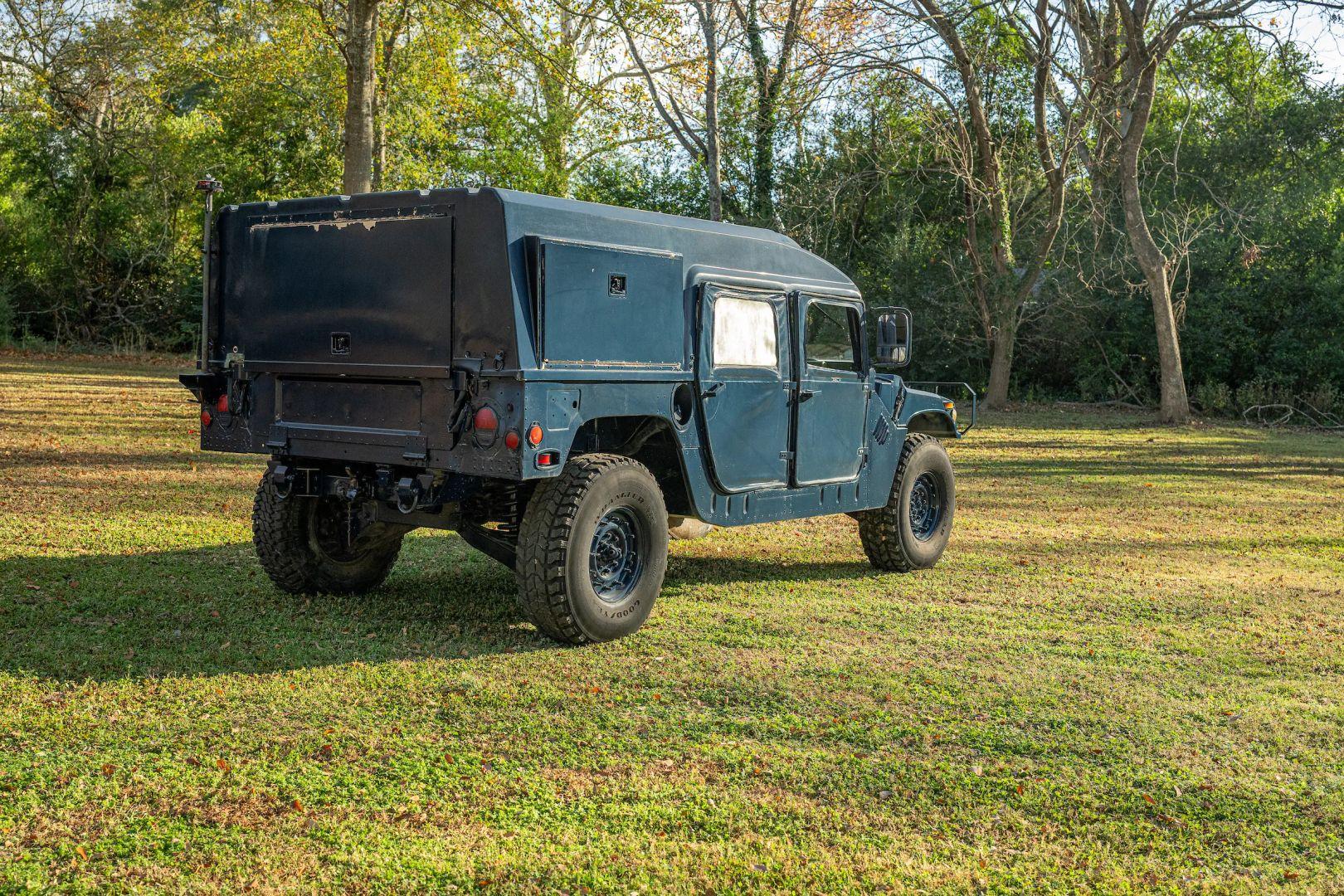1990 AM General M998 HMMWV