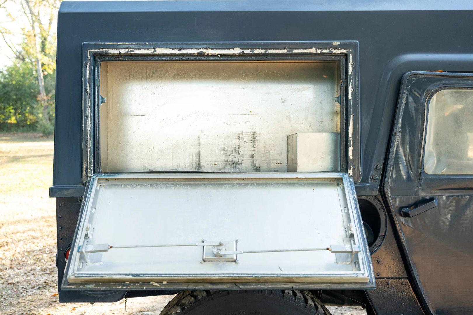 1990 AM General M998 HMMWV