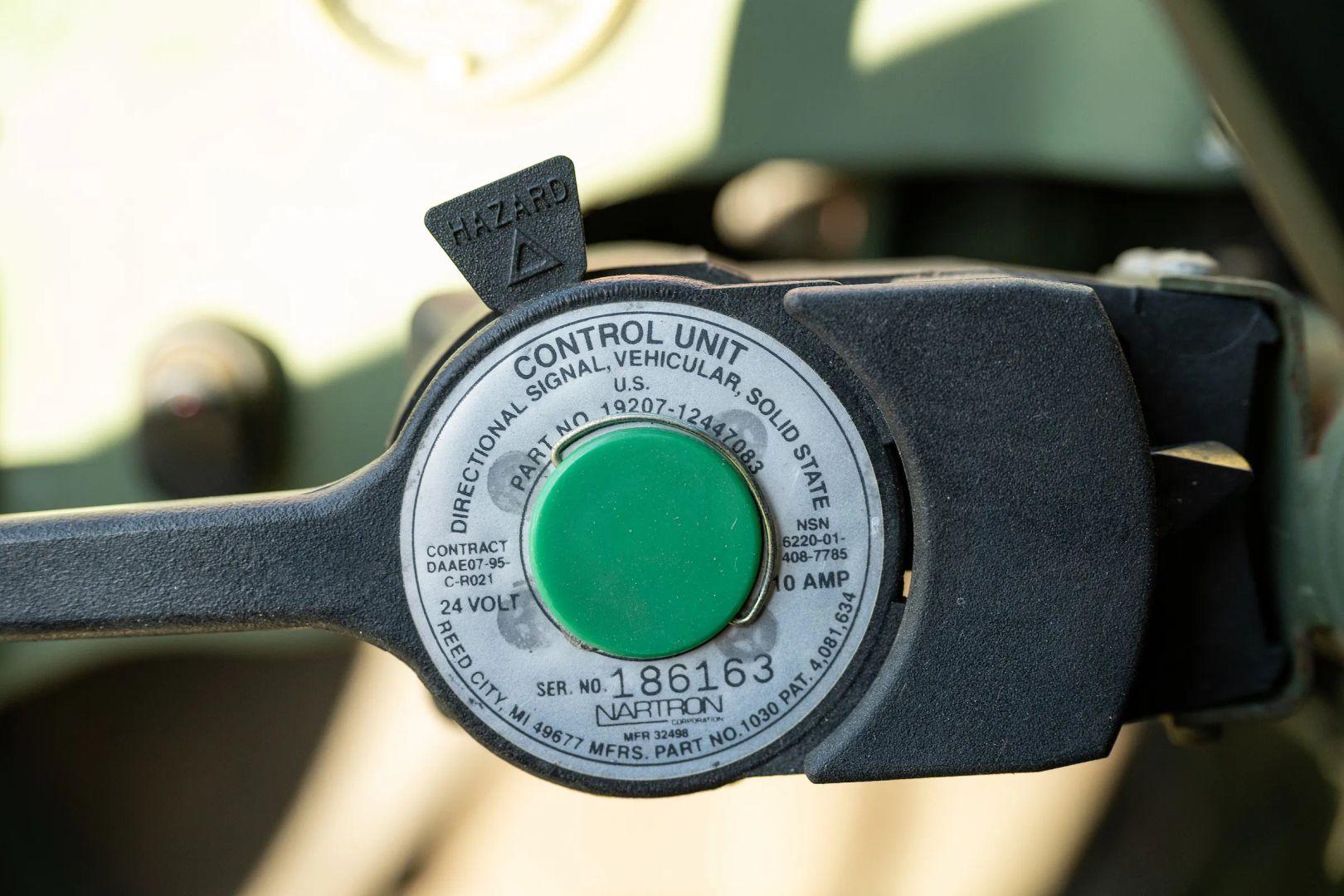 1990 AM General M998 HMMWV