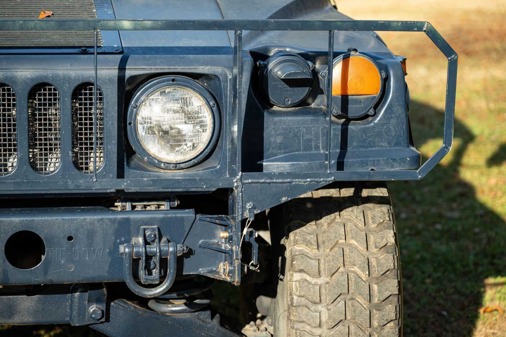 1990 AM General M998 HMMWV