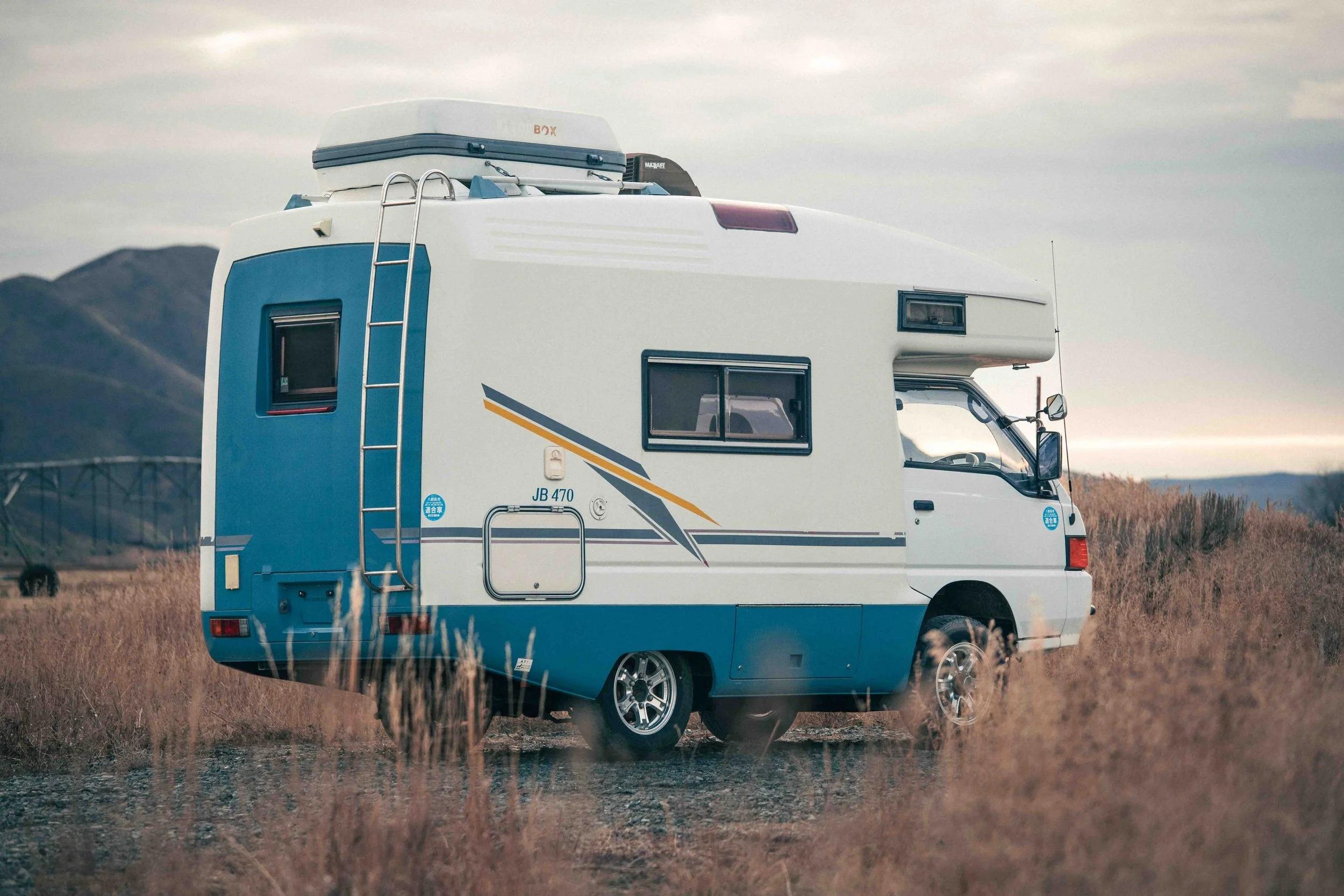 1996 Mitsubishi Delica JB470 Camper Van - 5