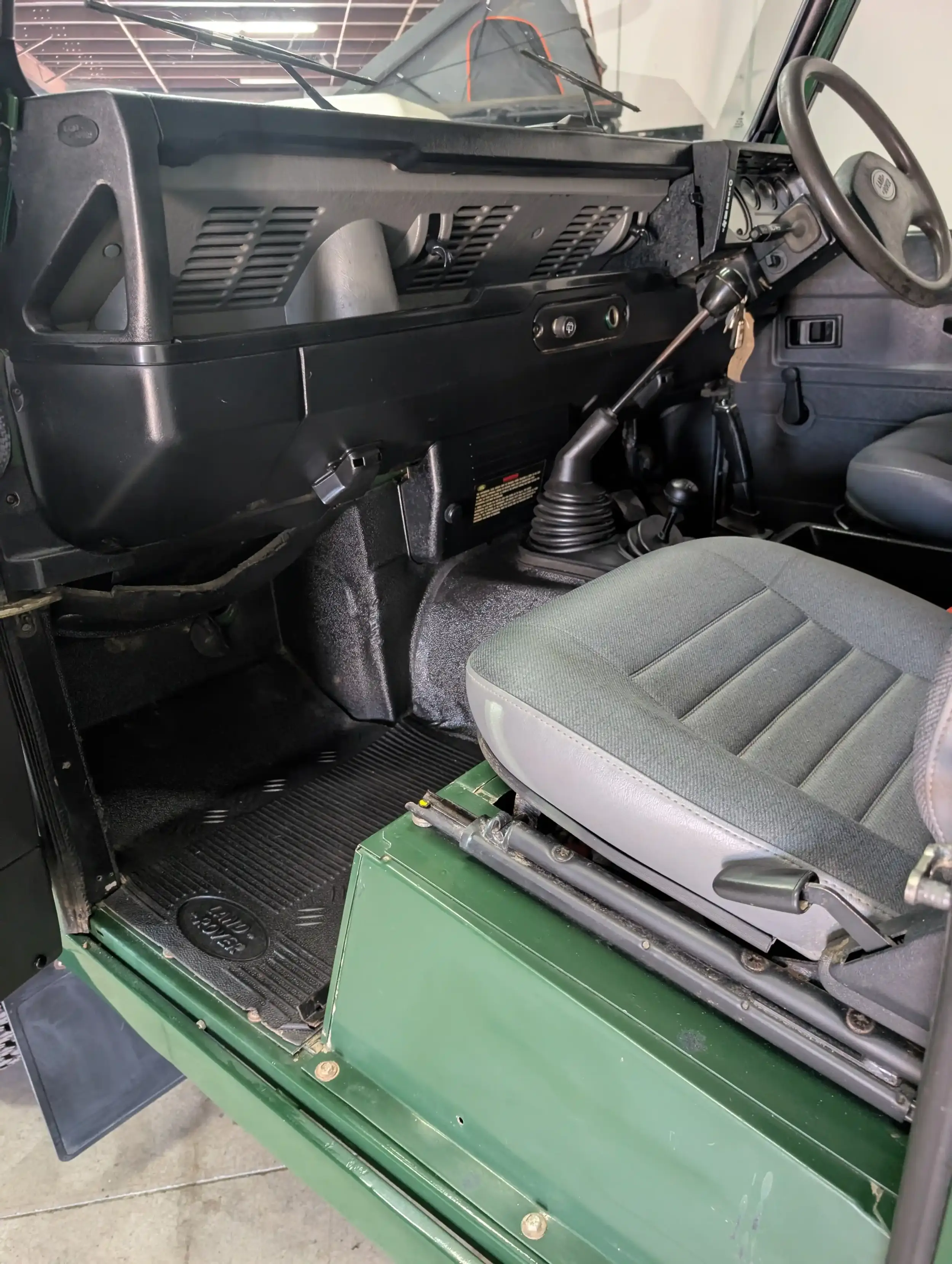 2000 Land Rover Defender 110 Hi-Cap Pickup Td5