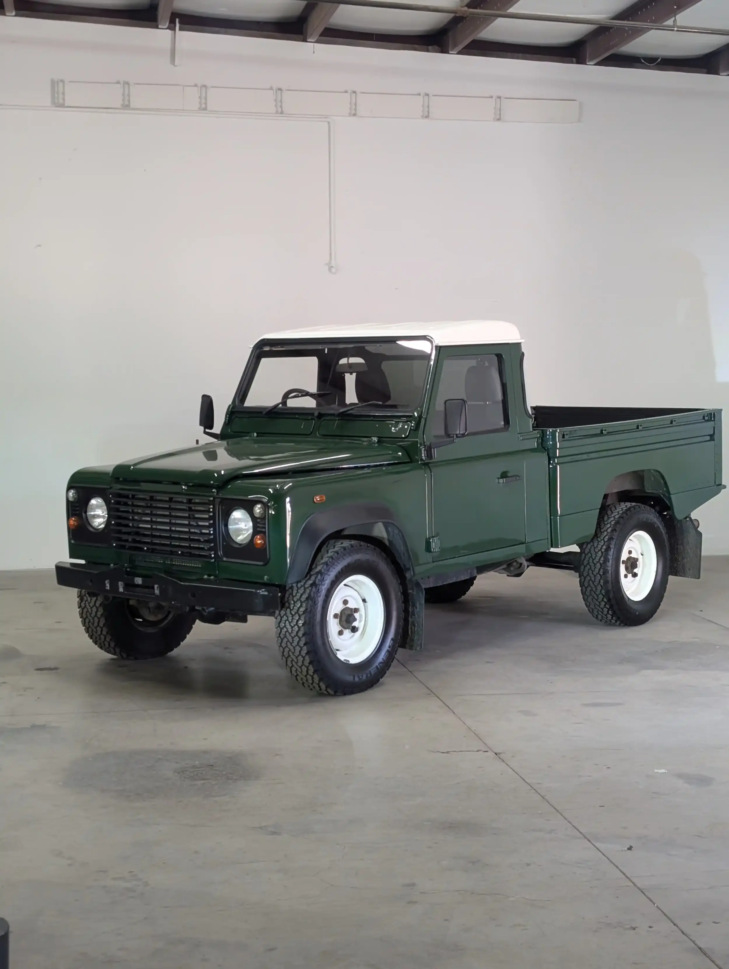  Land Rover Defender