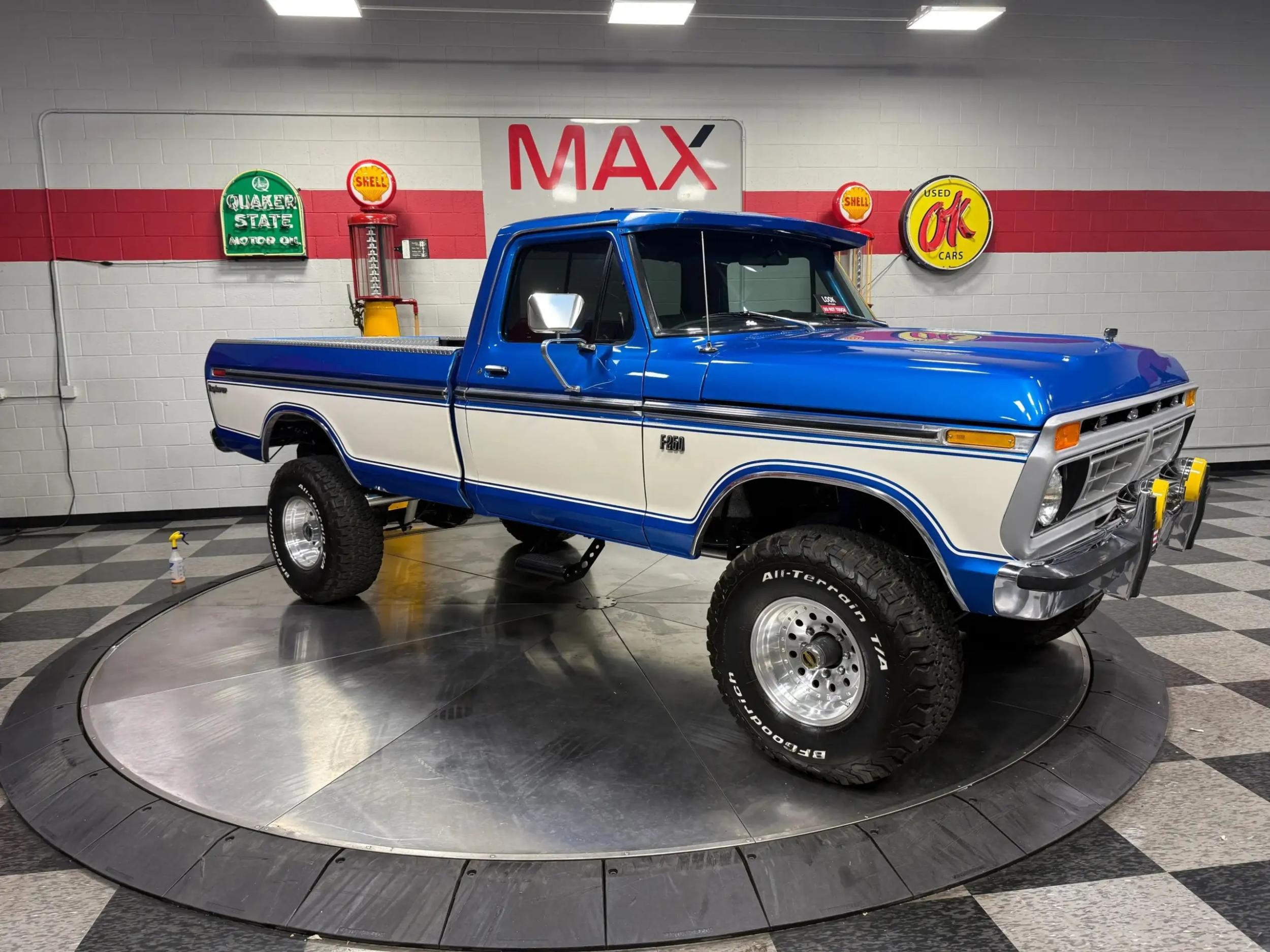 1975 Ford F-250 Explorer - 2