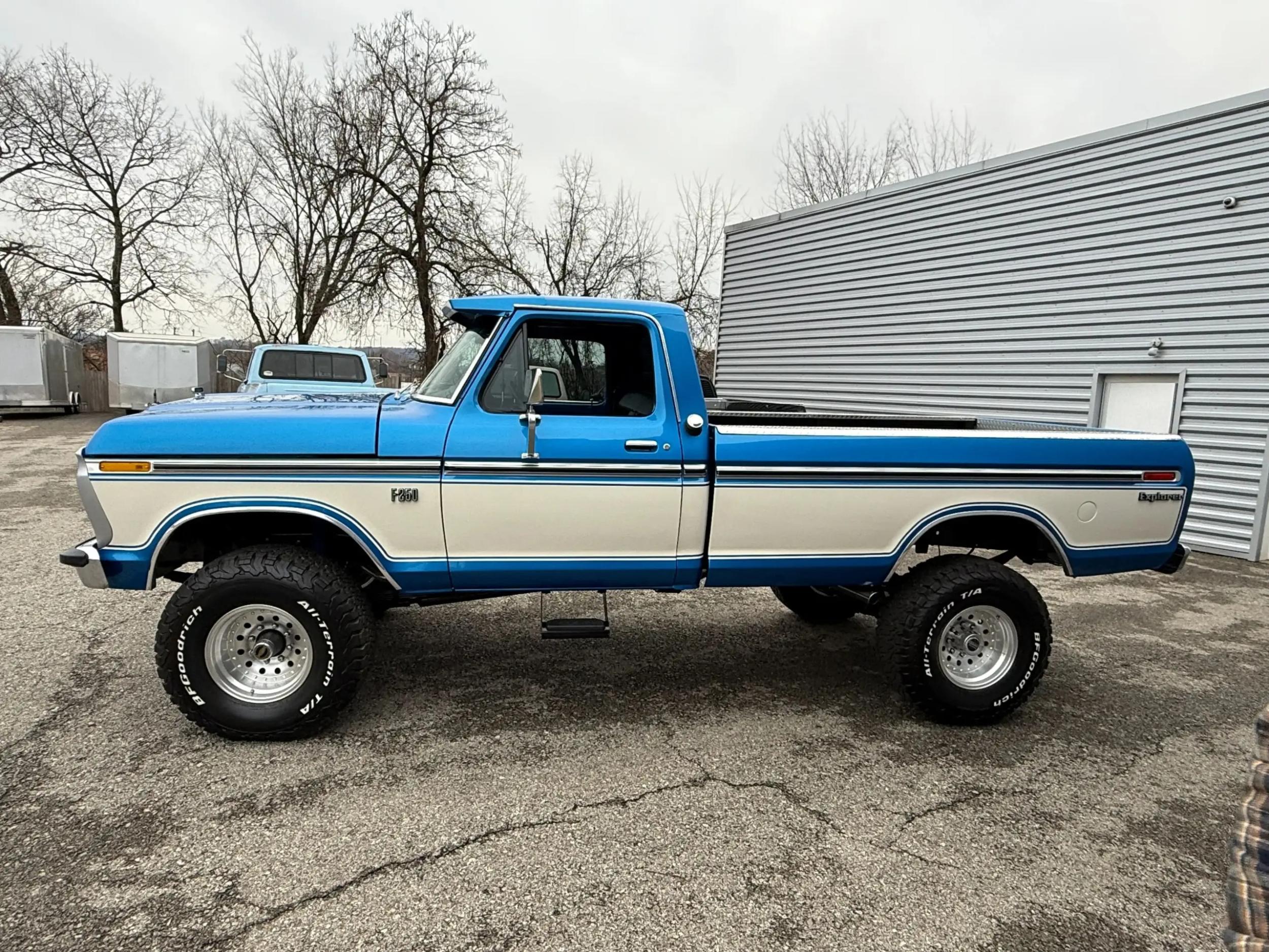 1975 Ford F-250 Explorer