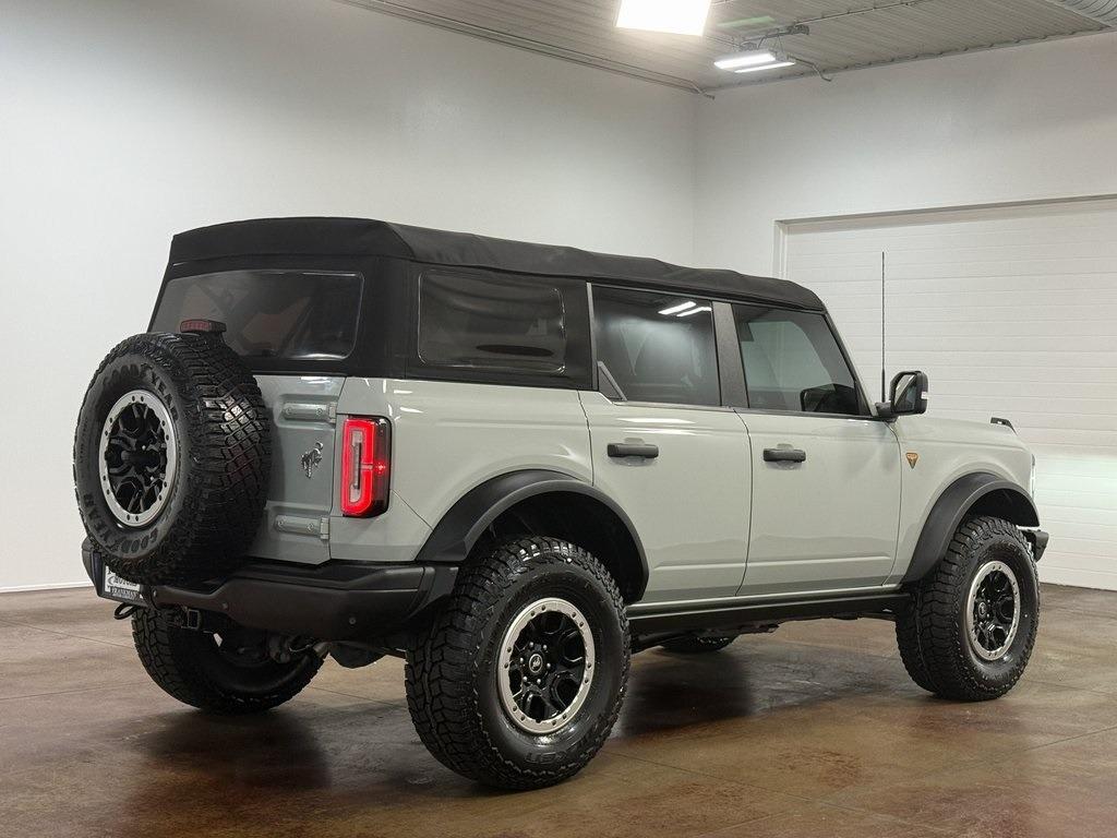 2021 Ford Bronco Badlands - 4