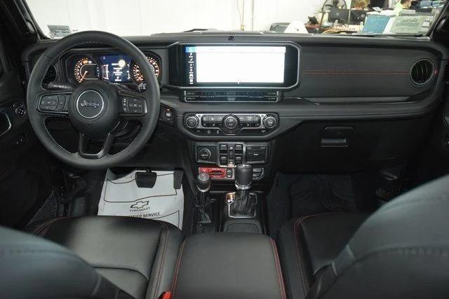 Modified 2025 Jeep Wrangler Rubicon