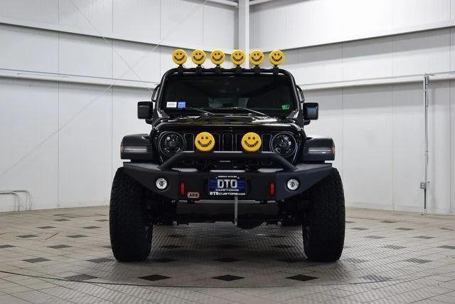 Modified 2025 Jeep Wrangler Rubicon - 3