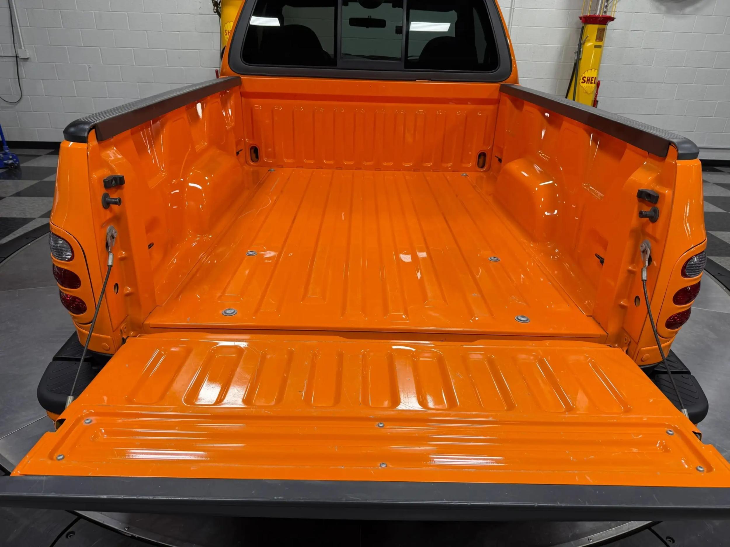 2003 Ford F-150 XLT