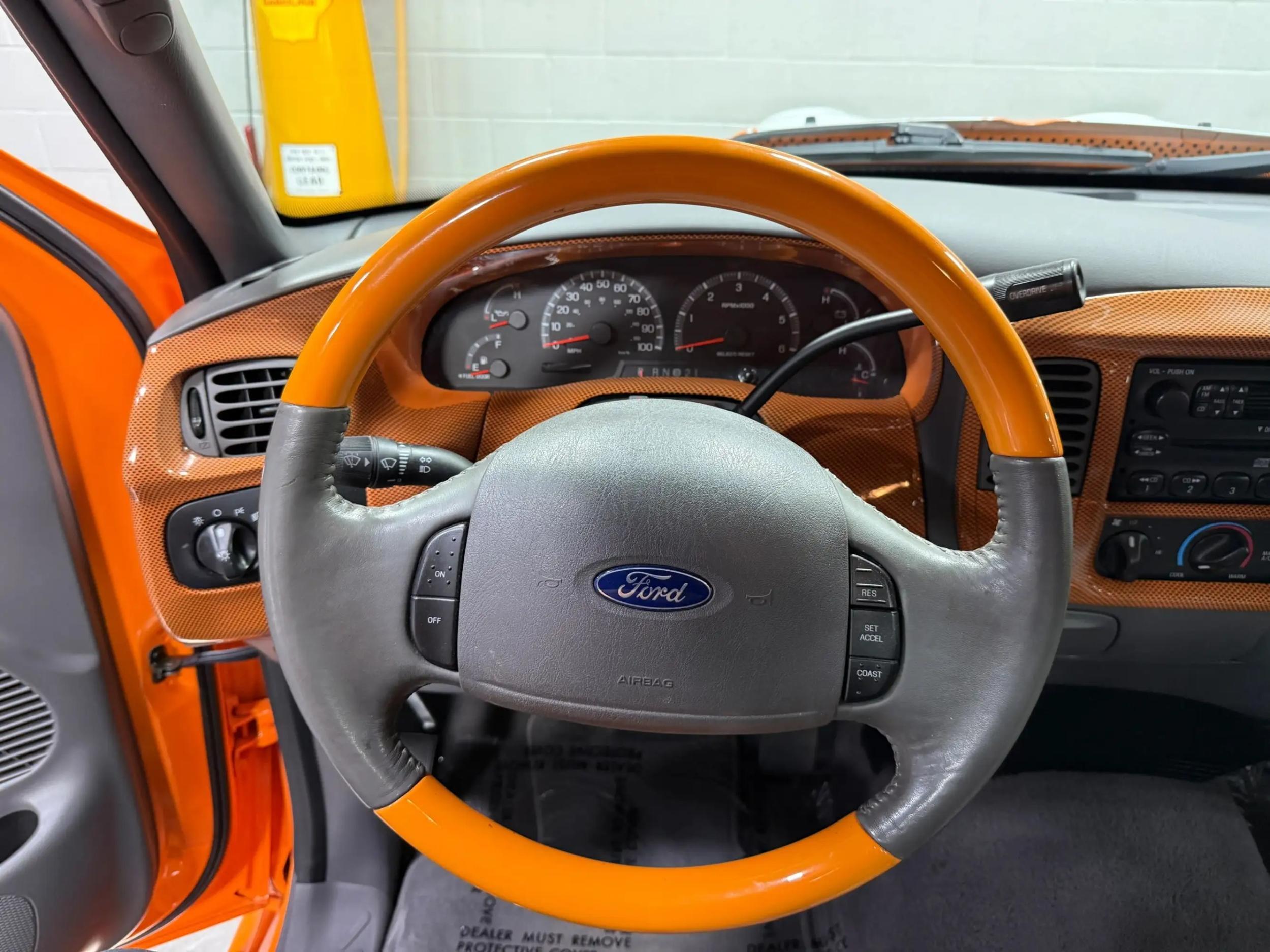 2003 Ford F-150 XLT