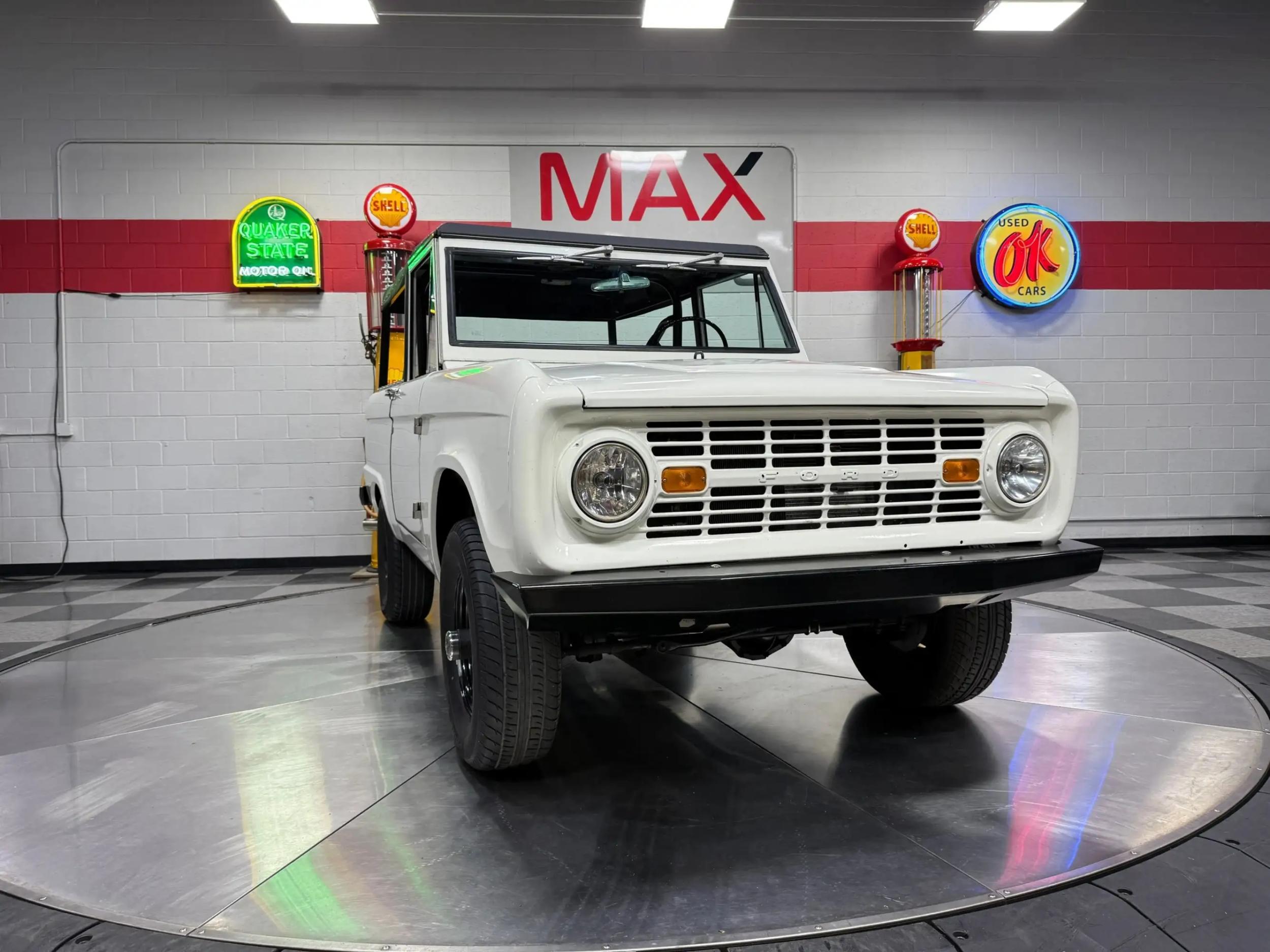 1968 Ford Bronco - 3