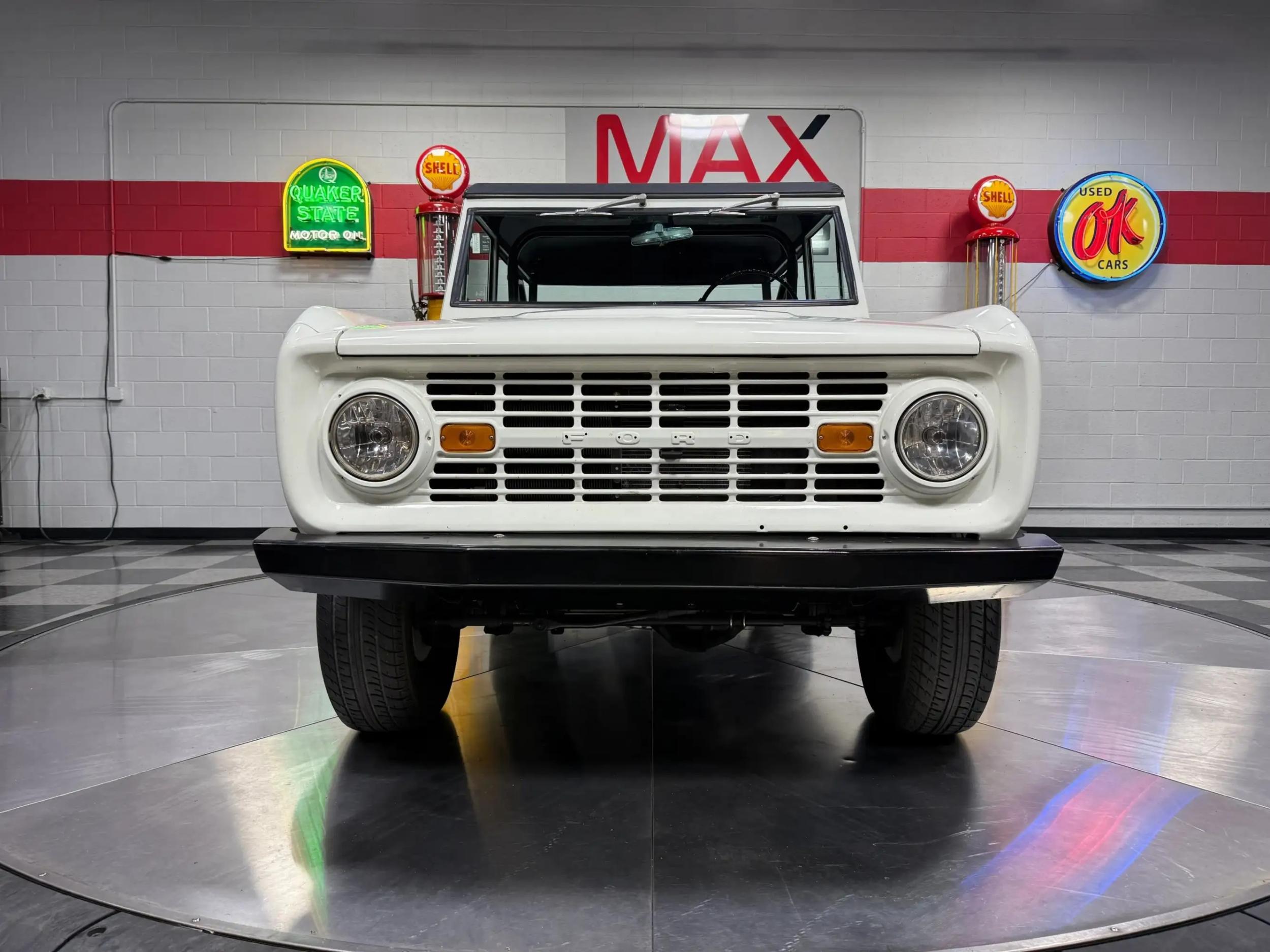 1968 Ford Bronco - 4