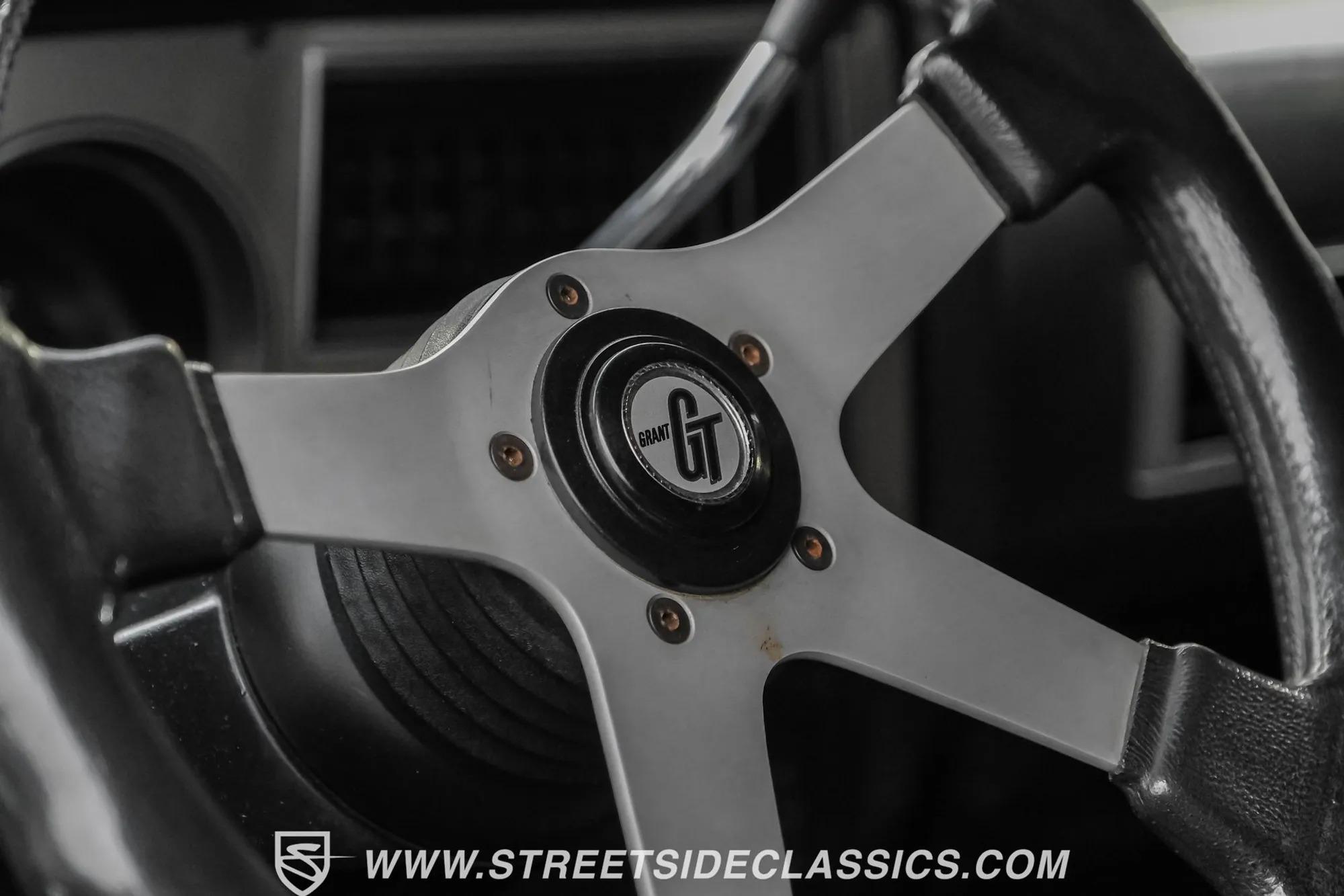 1986 Chevrolet K30 Silverado 4×4 Pickup