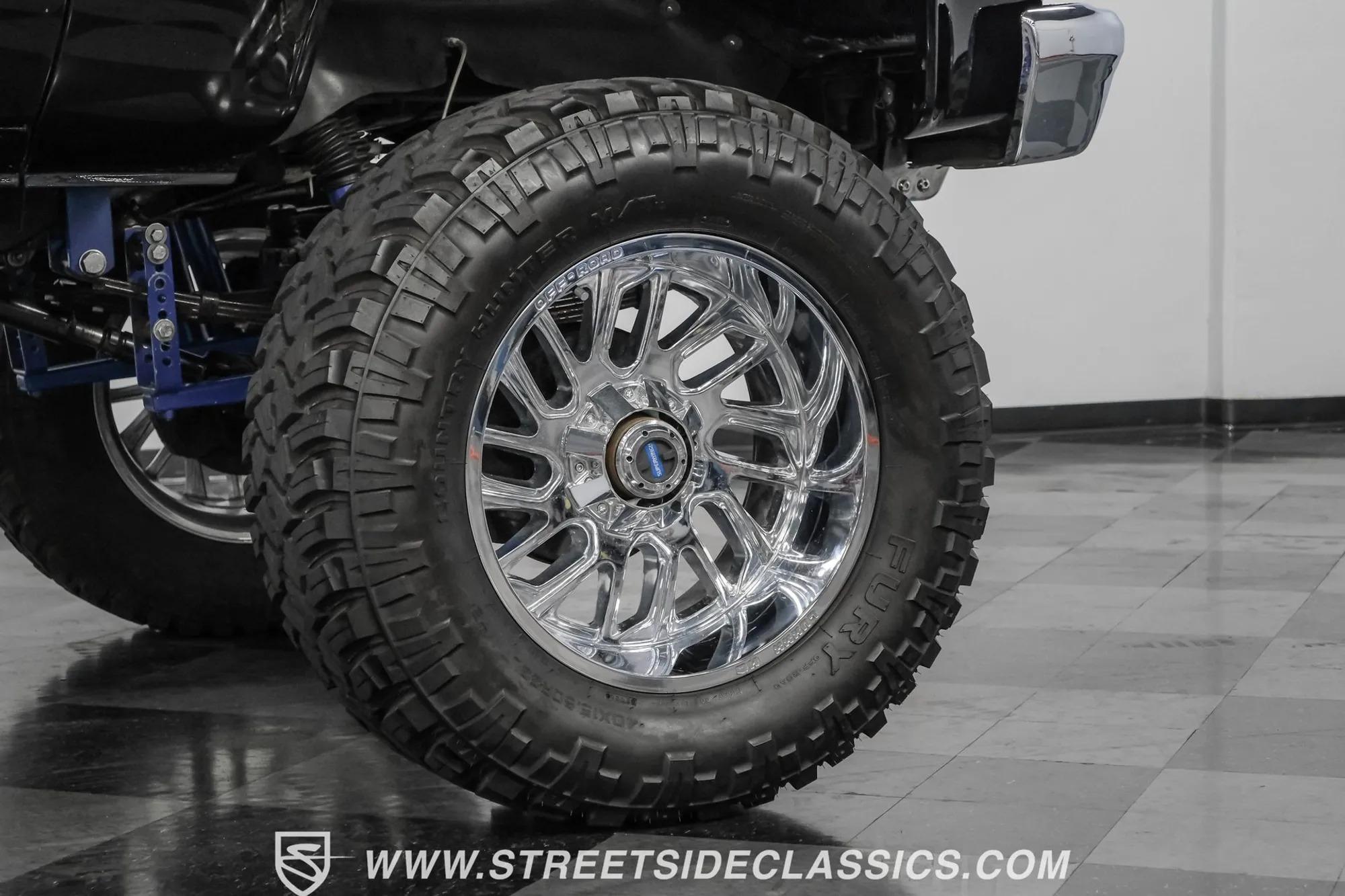 1986 Chevrolet K30 Silverado 4×4 Pickup