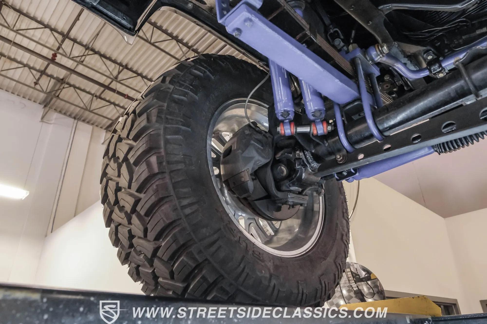 1986 Chevrolet K30 Silverado 4×4 Pickup