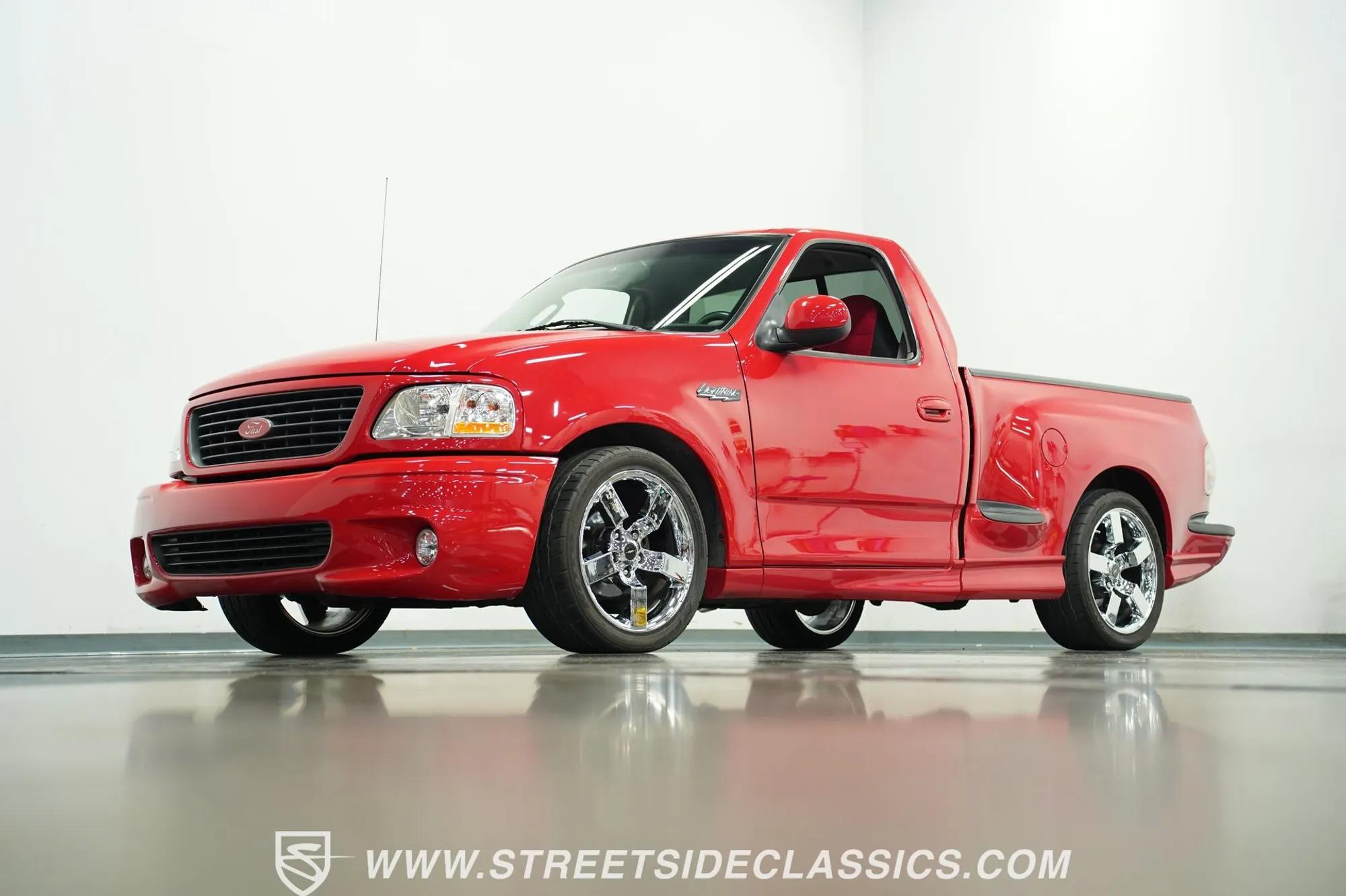2002 Ford F-150 SVT Lightning