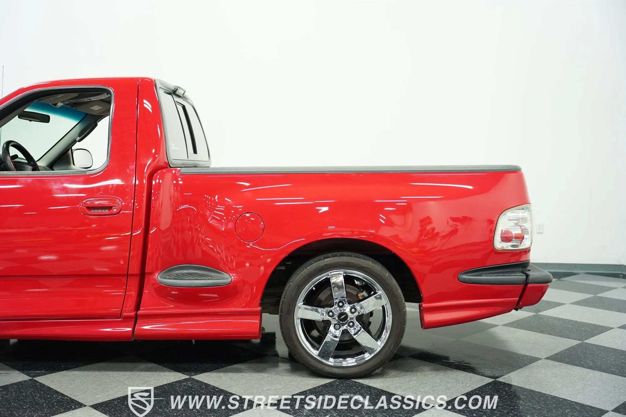 2002 Ford F-150 SVT Lightning