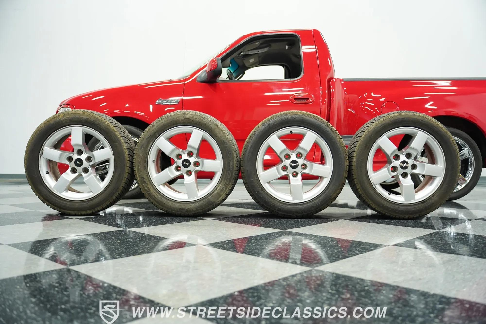 2002 Ford F-150 SVT Lightning