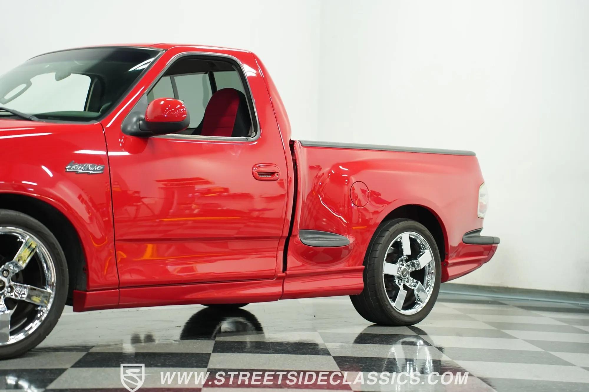 2002 Ford F-150 SVT Lightning