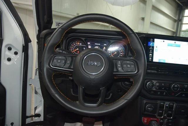 Modified 2024 Jeep Gladiator Mojave