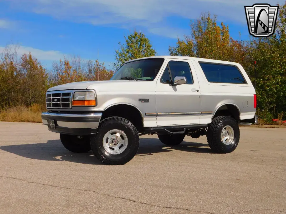 1995 Ford Bronco - 3