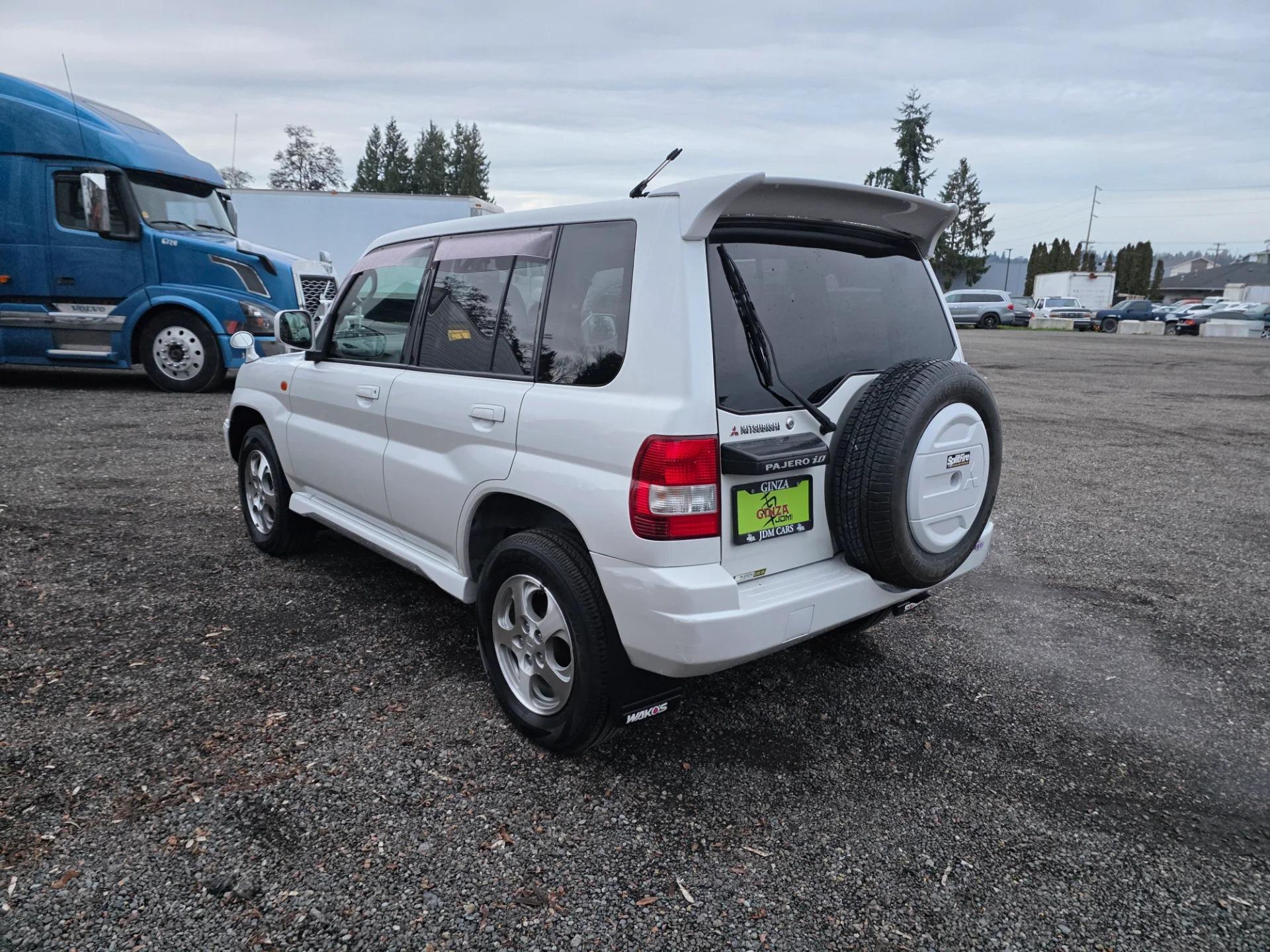 2000 Mitsubishi Pajero IO - 5
