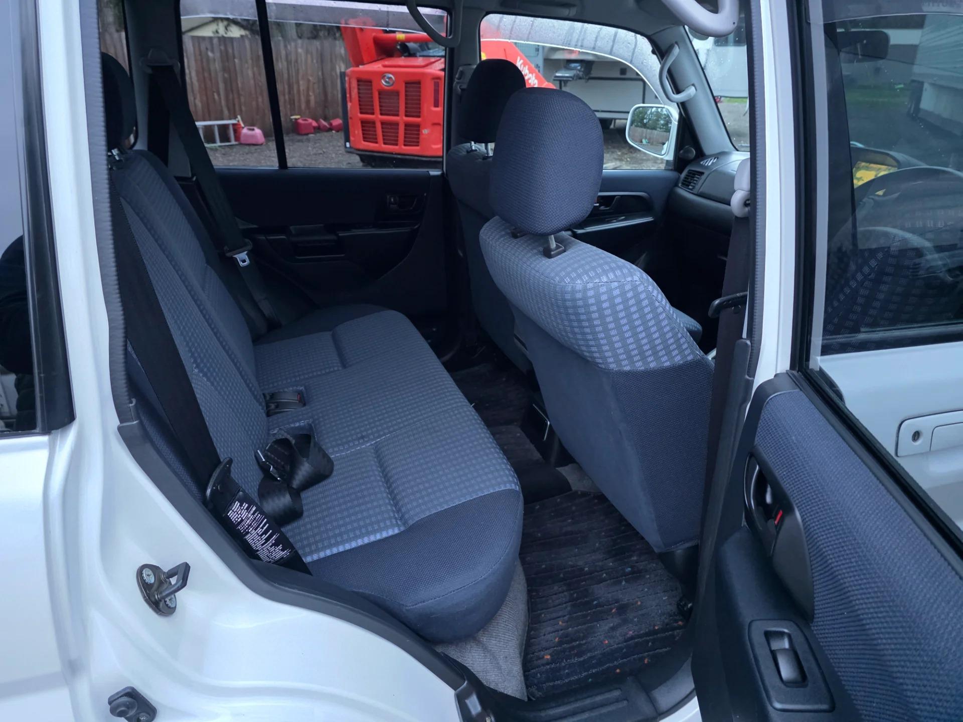 2000 Mitsubishi Pajero IO