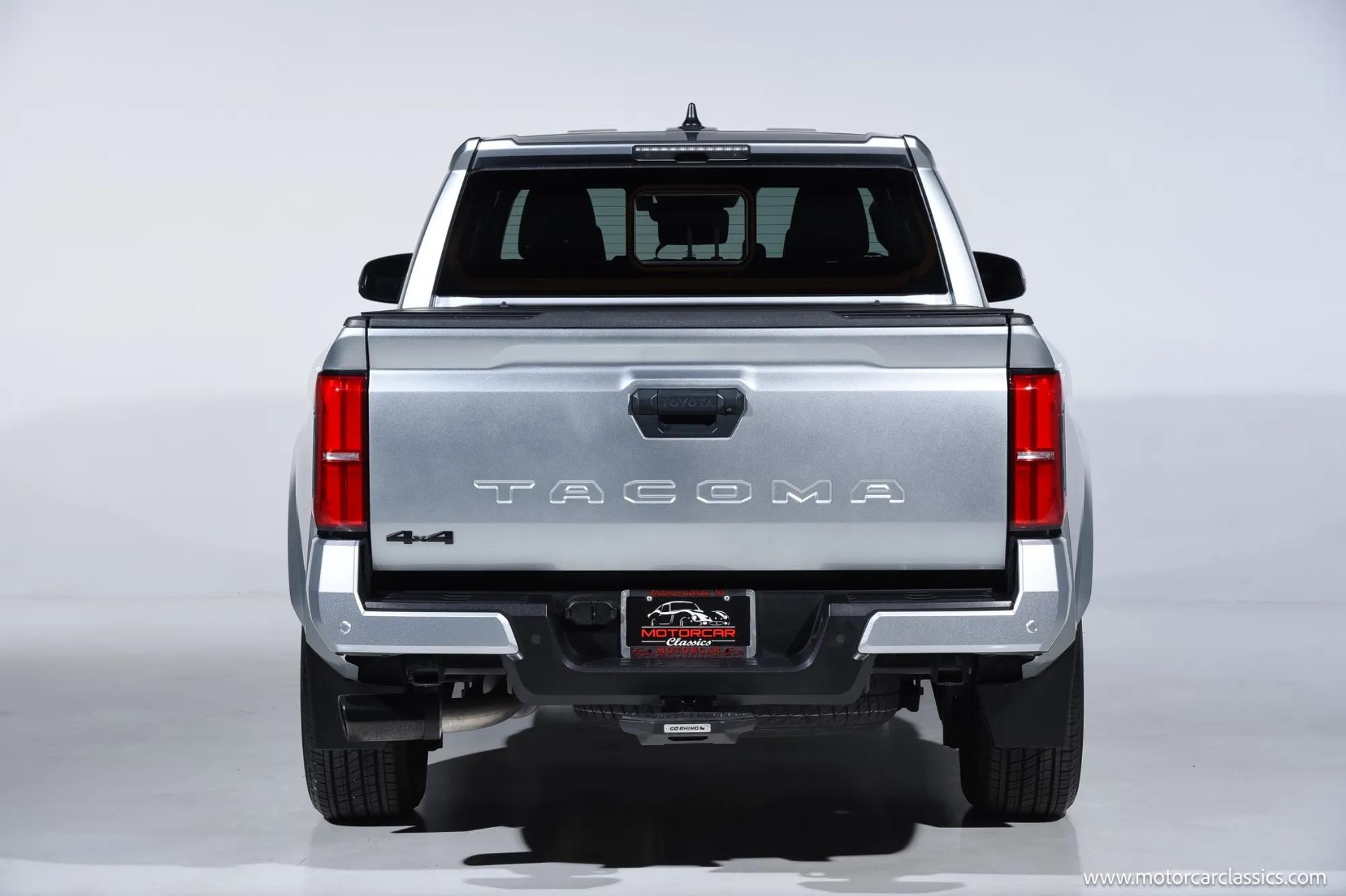 2024 Toyota Tacoma TRD Sport - 3