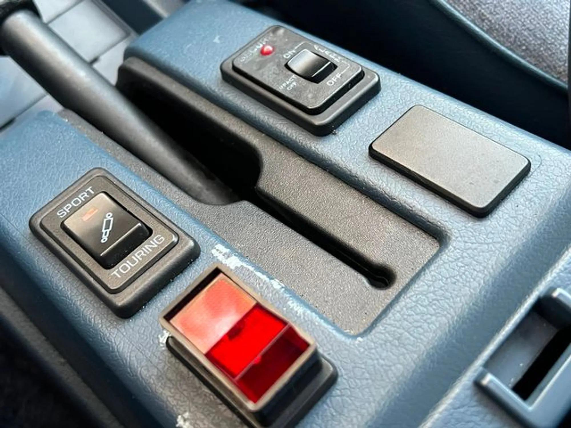 1993 Nissan Pathfinder SE 4×4