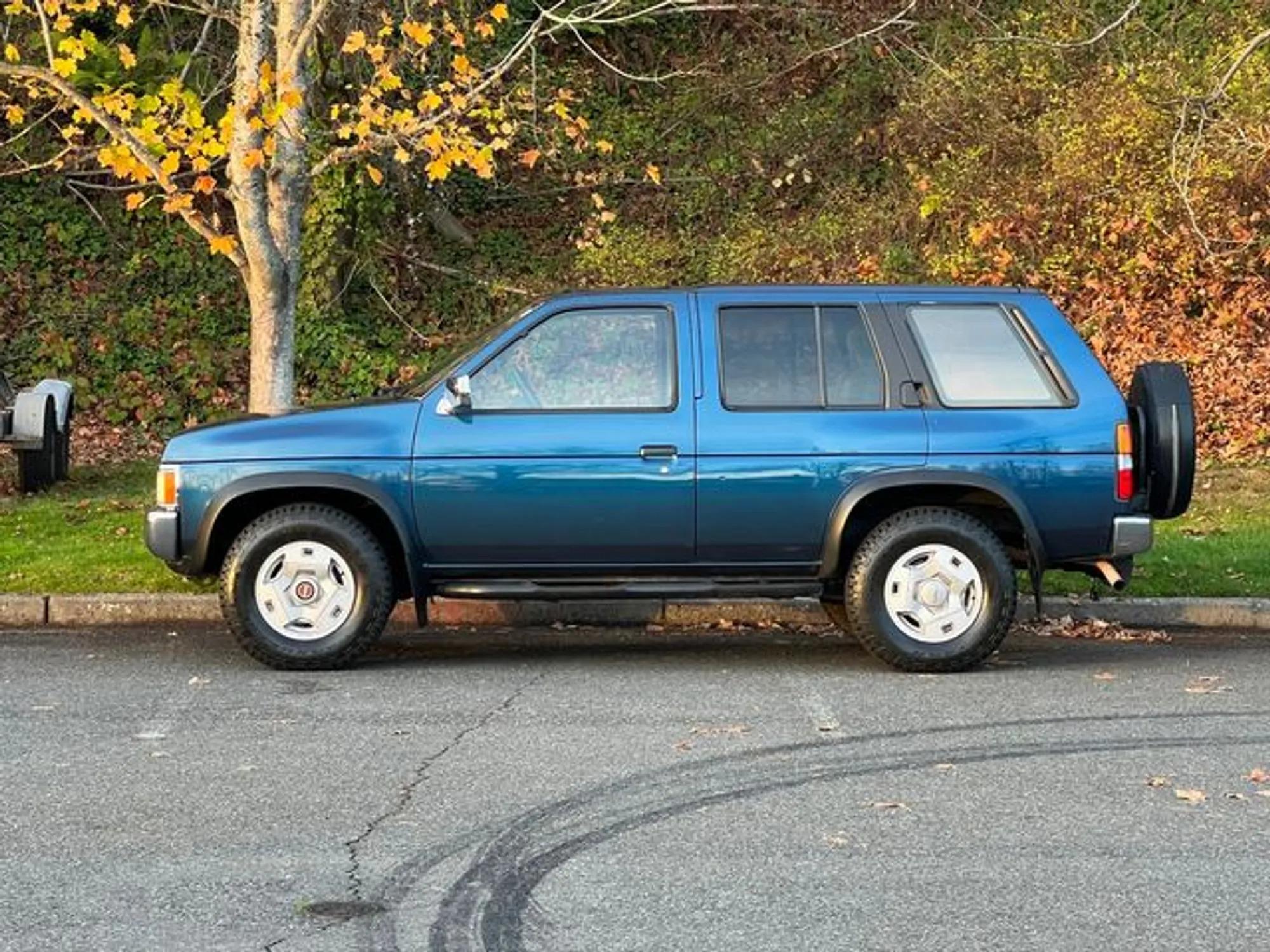 1993 Nissan Pathfinder SE 4×4 - 3