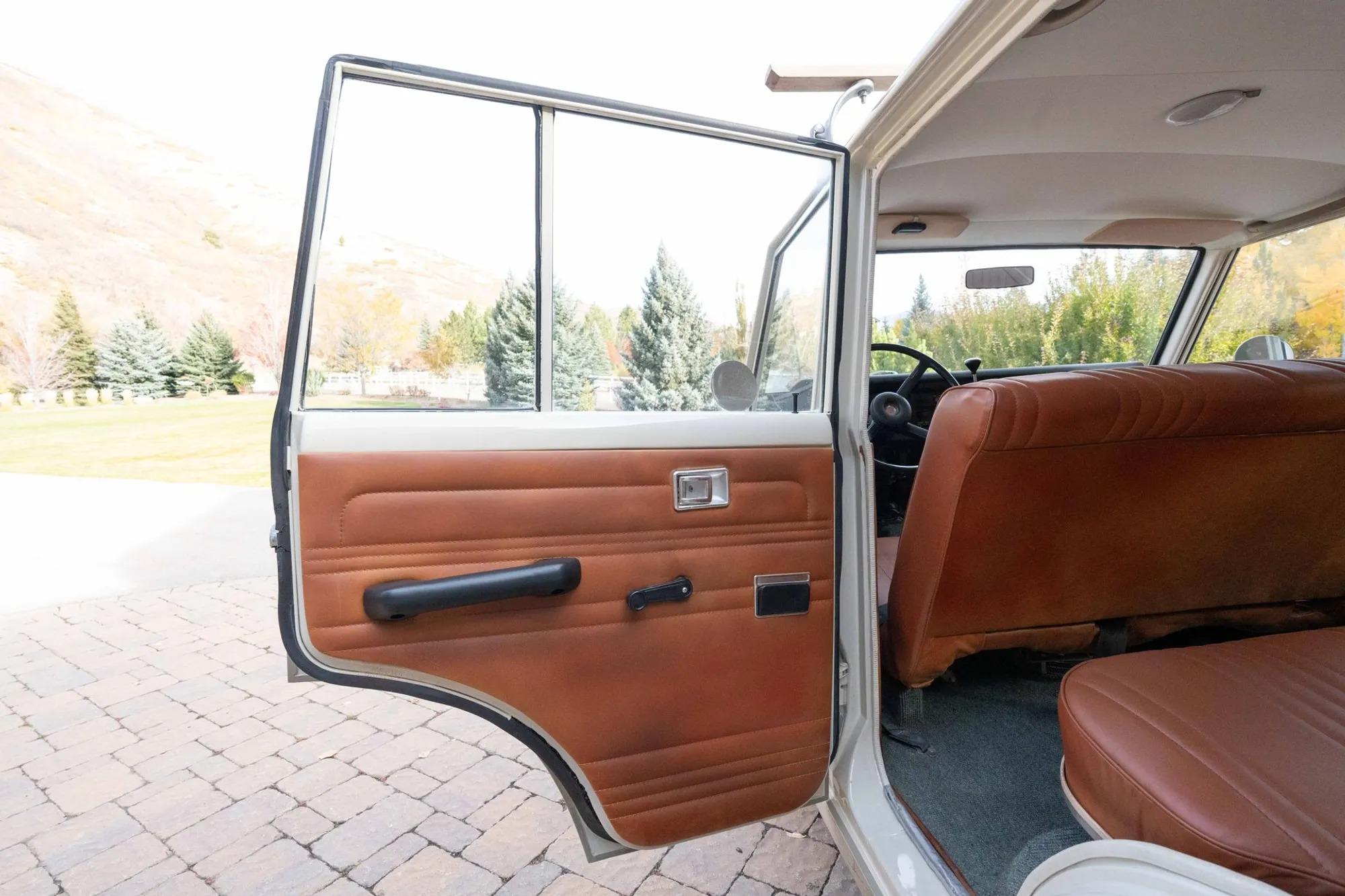 1975 Toyota Land Cruiser FJ55