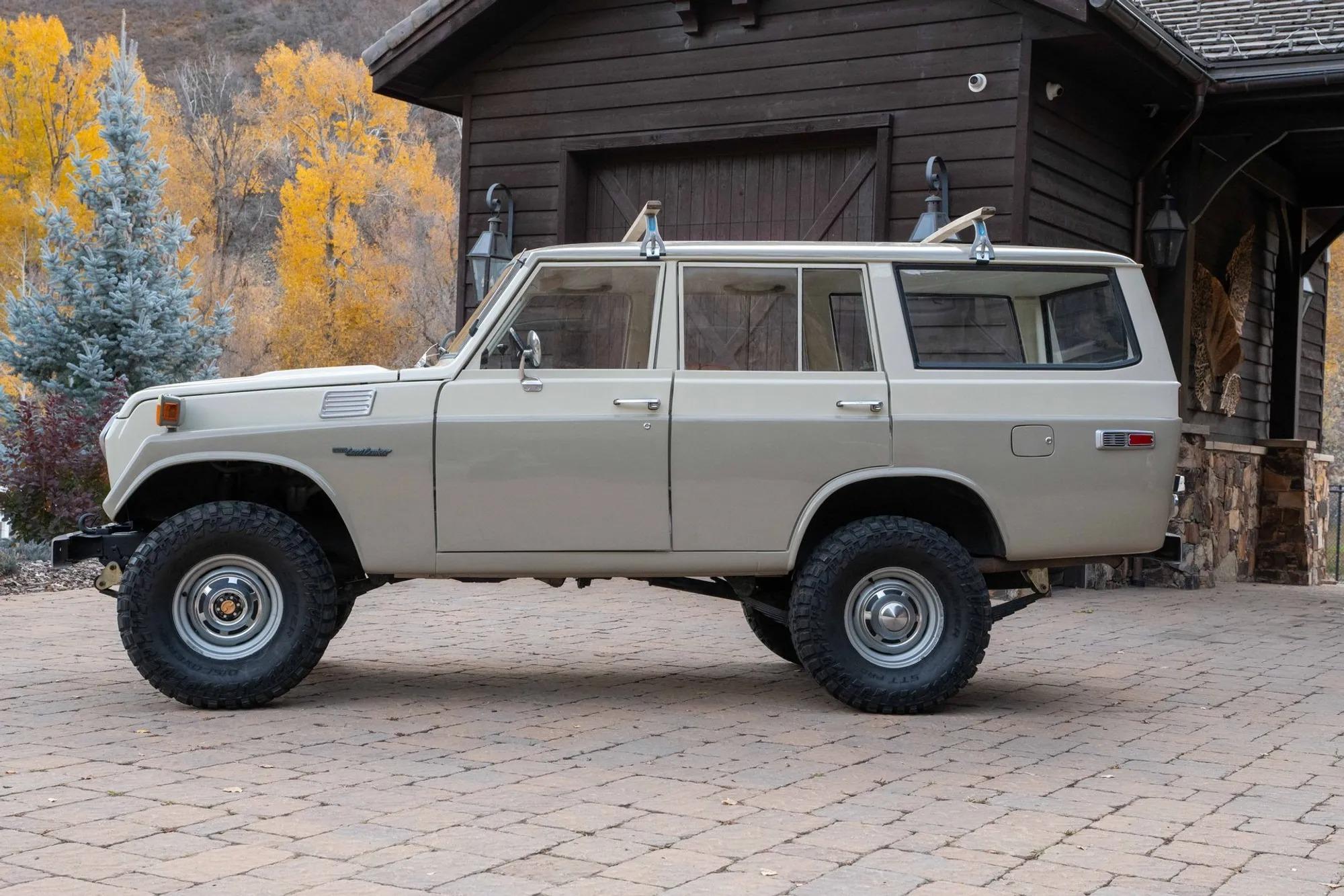 1975 Toyota Land Cruiser FJ55 - 5