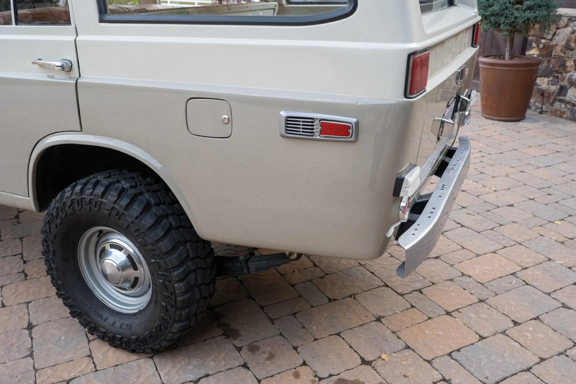 1975 Toyota Land Cruiser FJ55