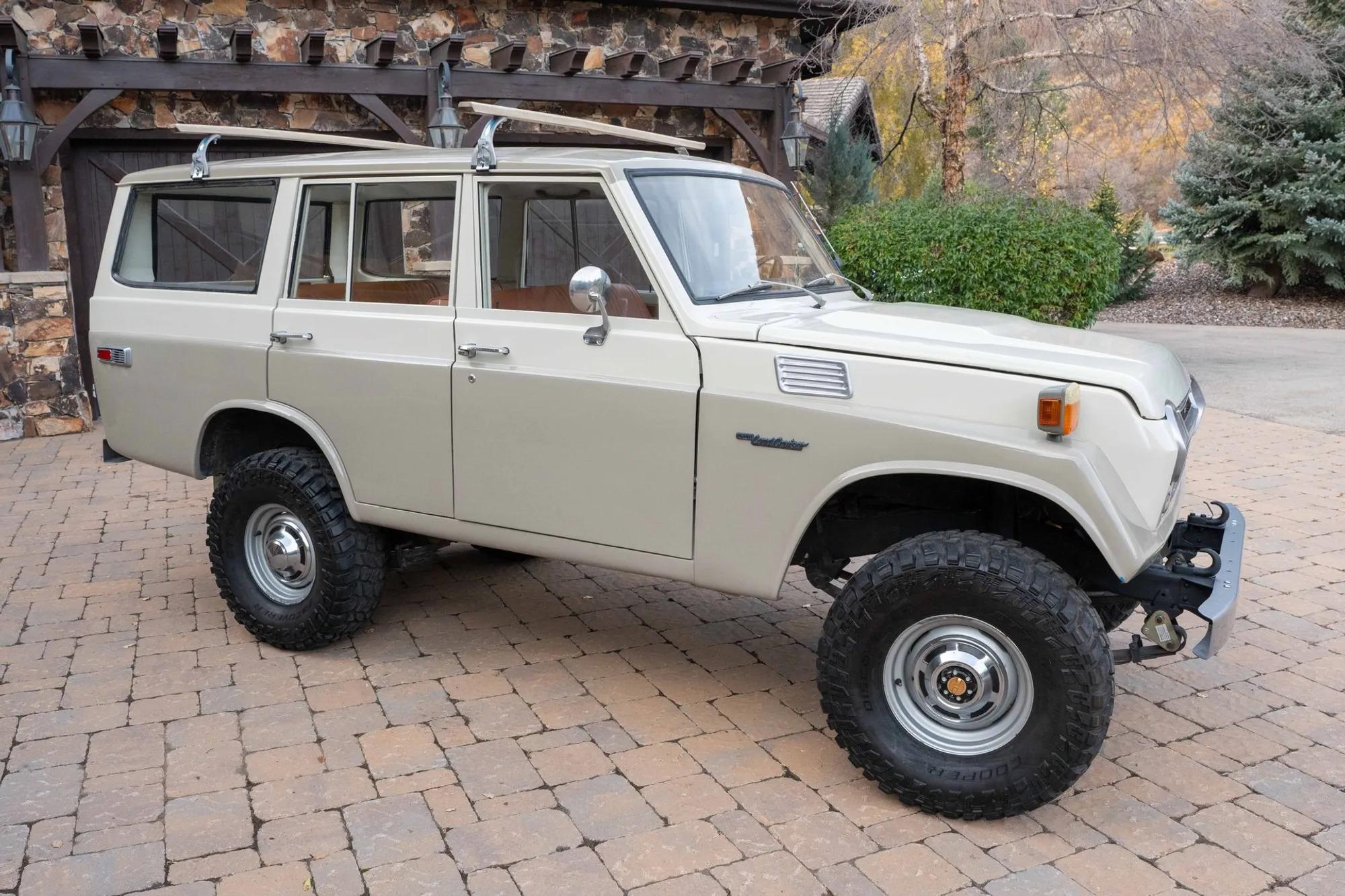 1975 Toyota Land Cruiser FJ55