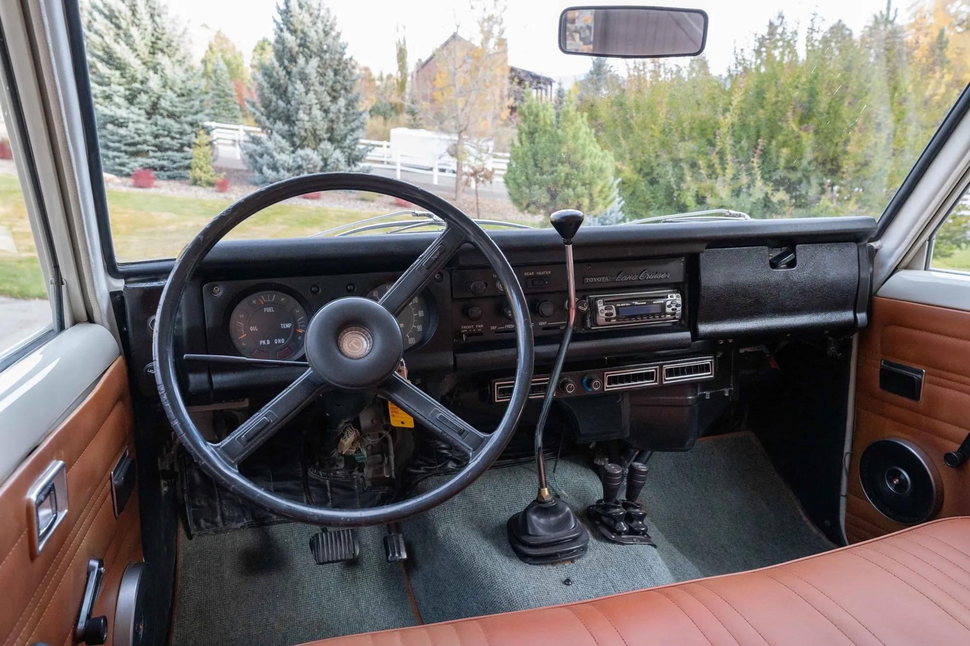 1975 Toyota Land Cruiser FJ55