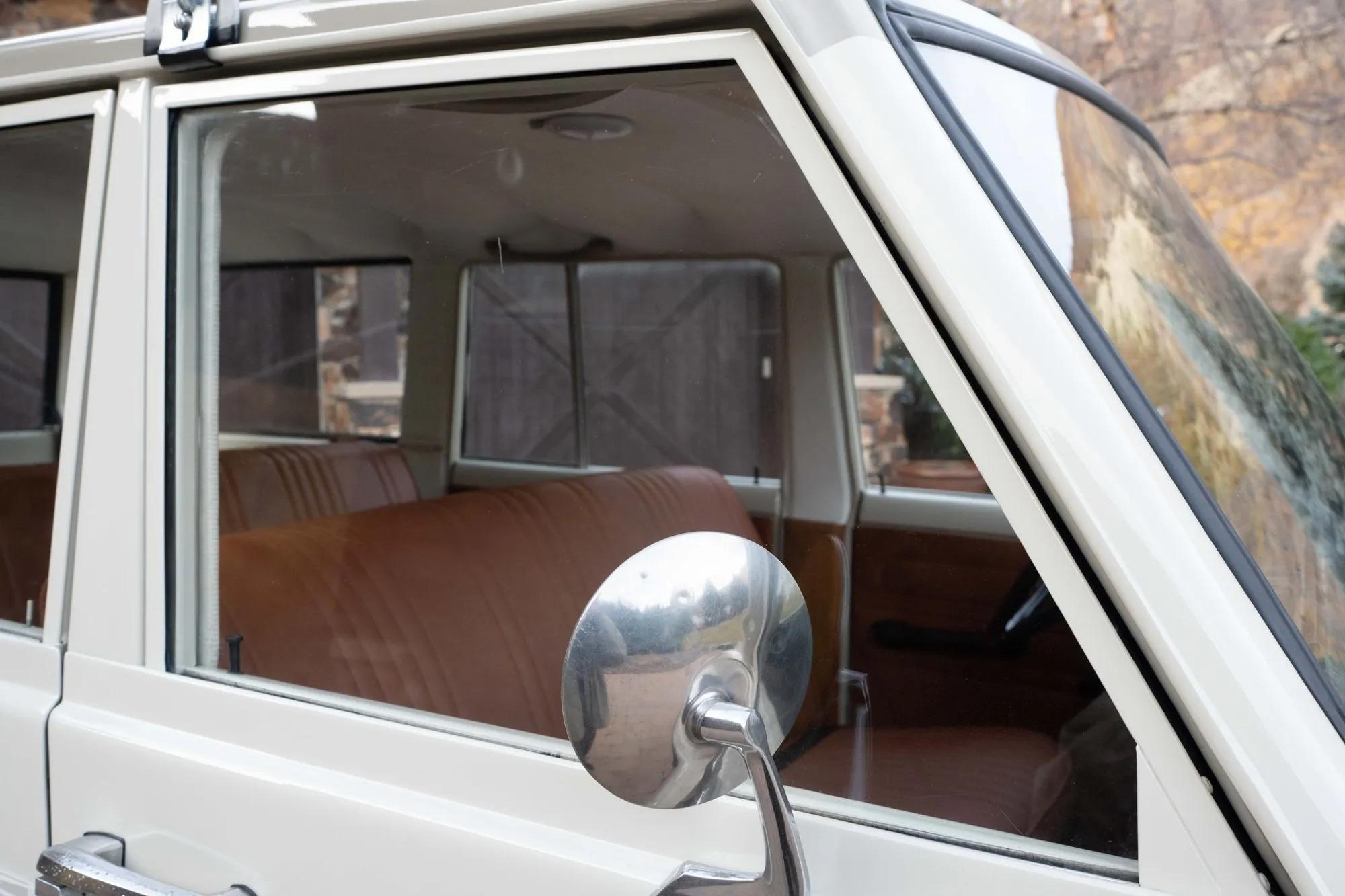 1975 Toyota Land Cruiser FJ55