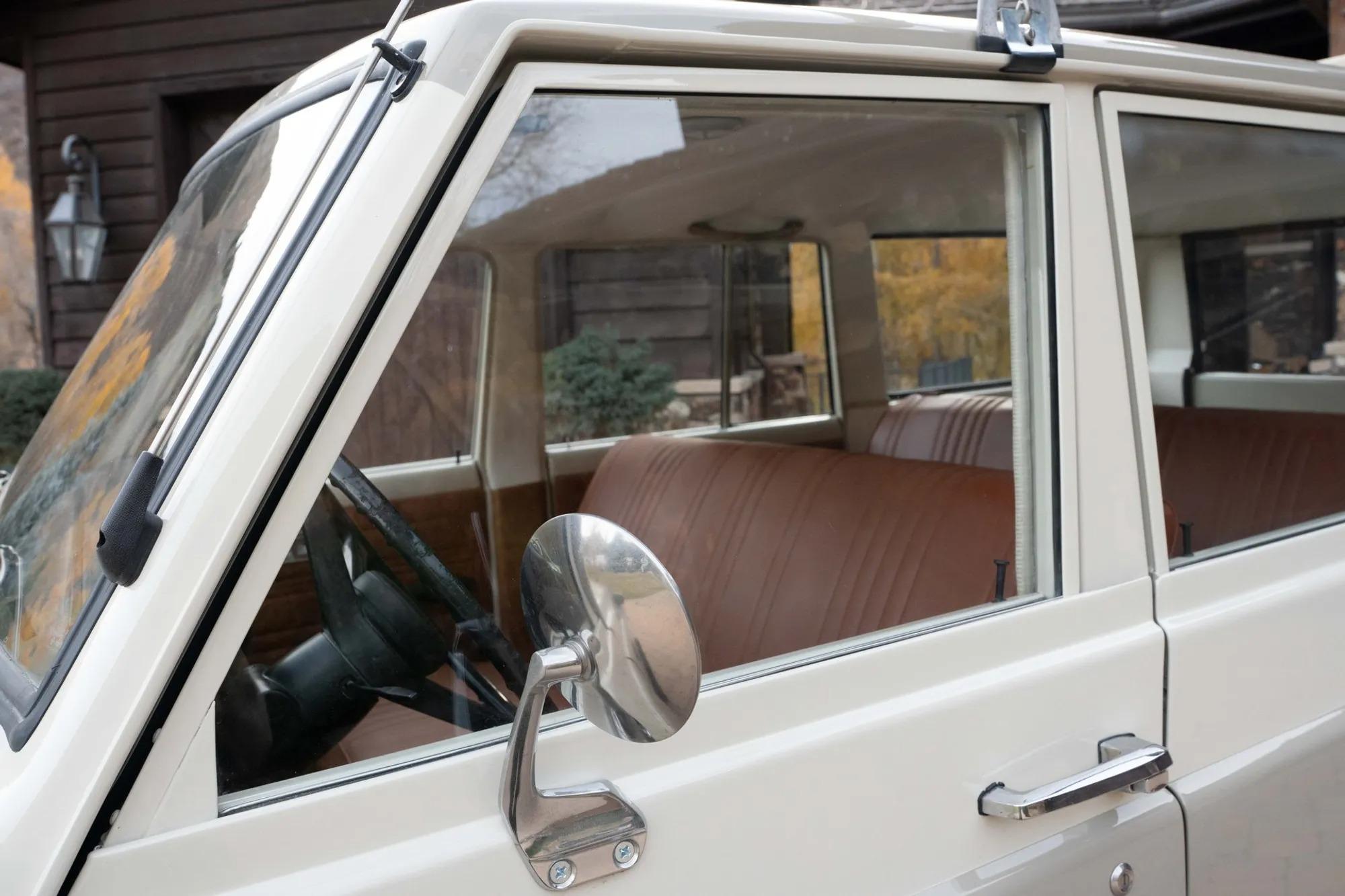 1975 Toyota Land Cruiser FJ55